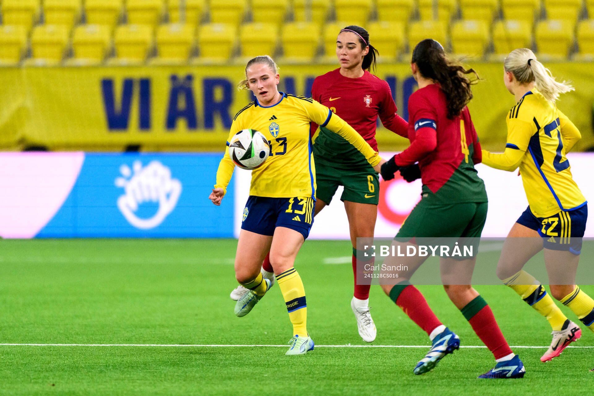 Tuva Skoog of Sweden and Ana Albuquerque of Portugal