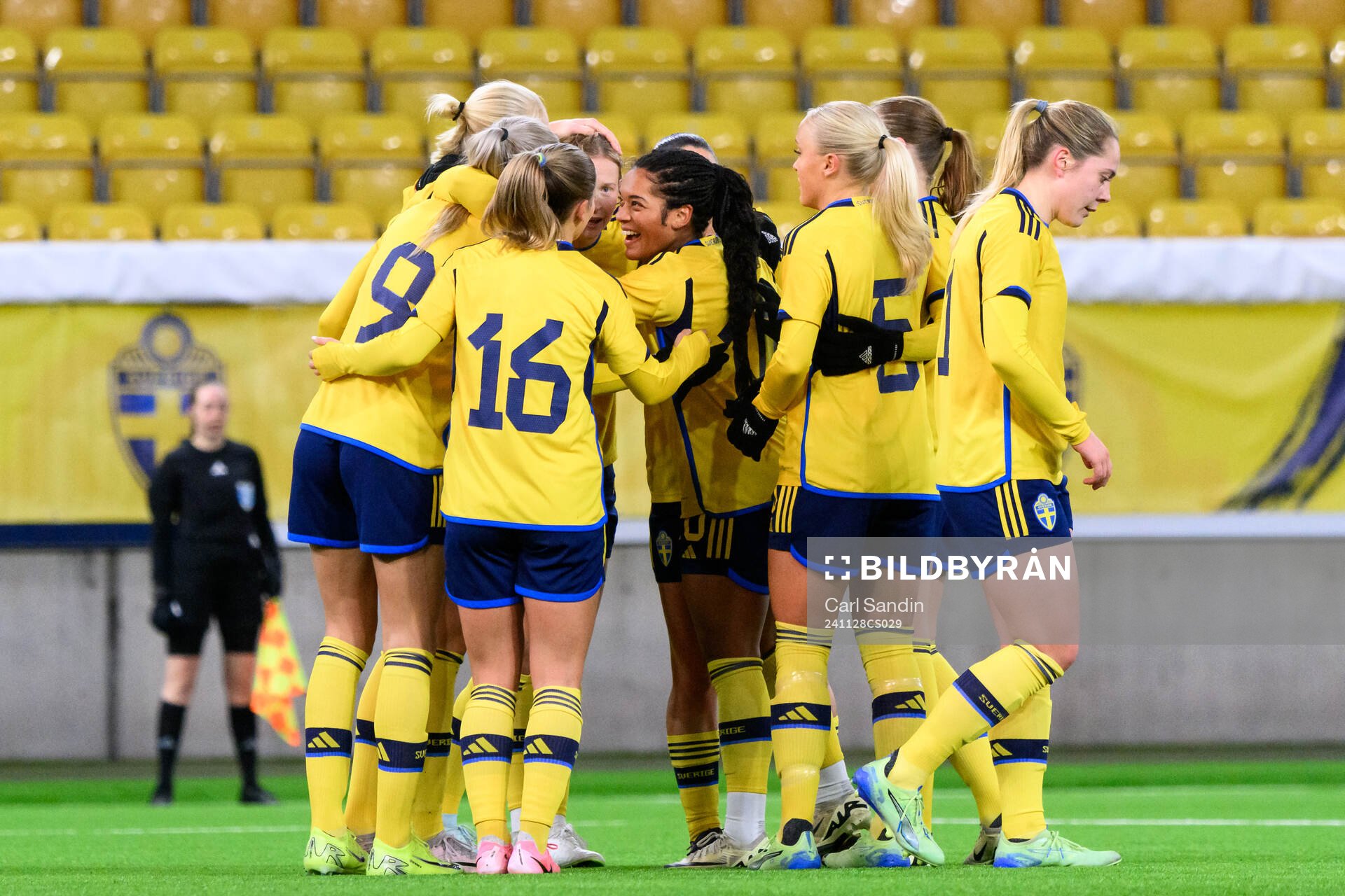 Wilma Leidhammar of Sweden celebrates after scoring 3-0 during the under-23 international friendly football match between Sweden and Portugal on November 28, 2024 in Borås.
