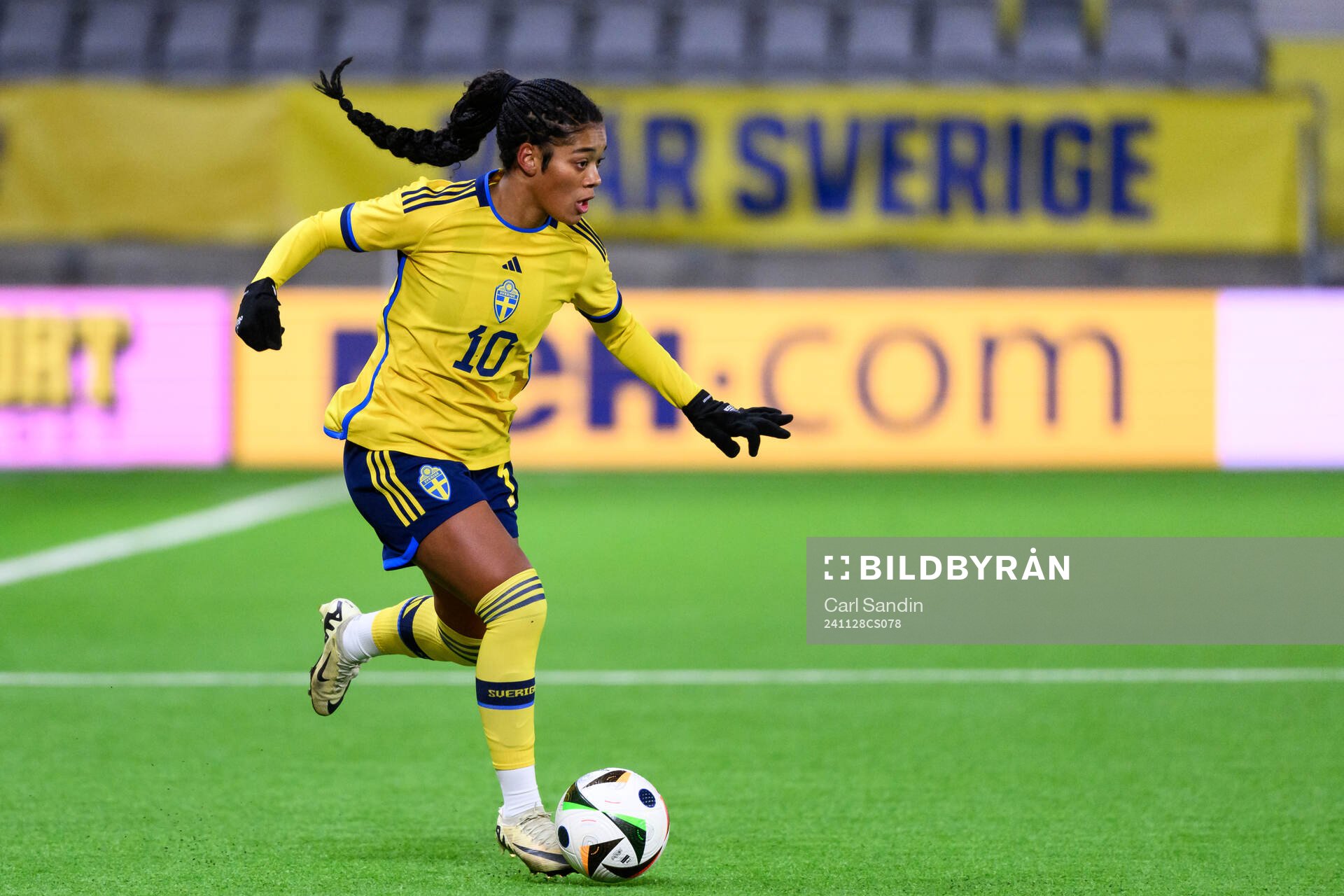 Evelina Duljan of Sweden