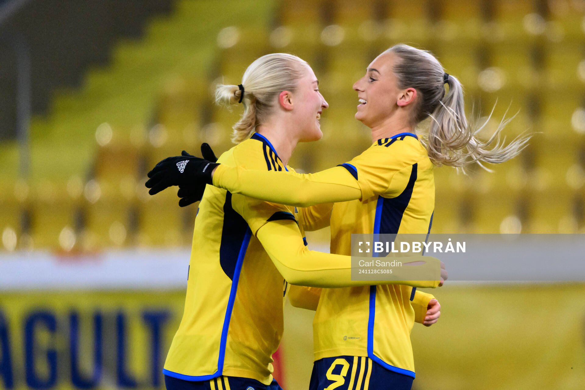 Wilma Leidhammar and Ellen Wangerheim of Sweden celebrate