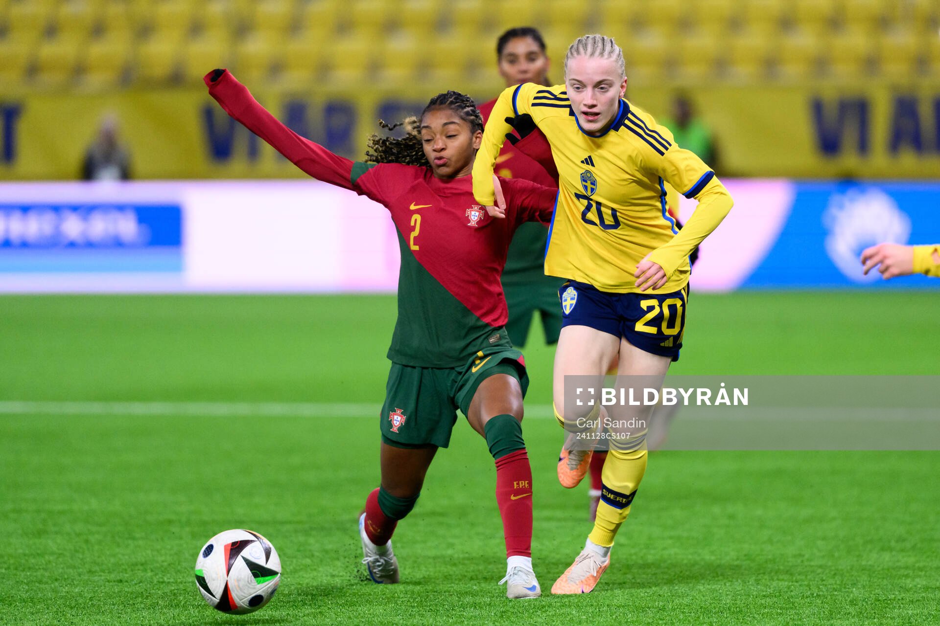 Irina Soba of Portugal and Anna Sandberg of Sweden
