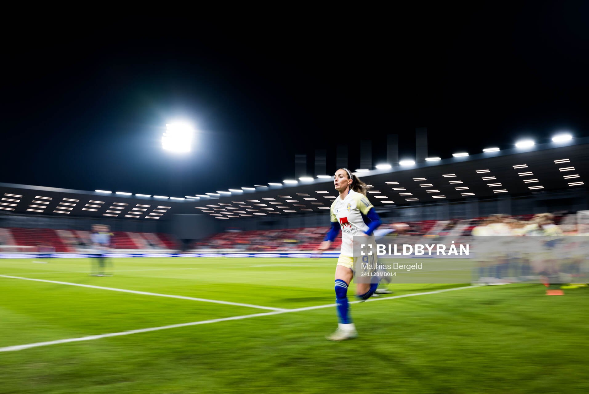 Kosovare Asllani of Sweden ahead ofof the UEFA Women's Euro