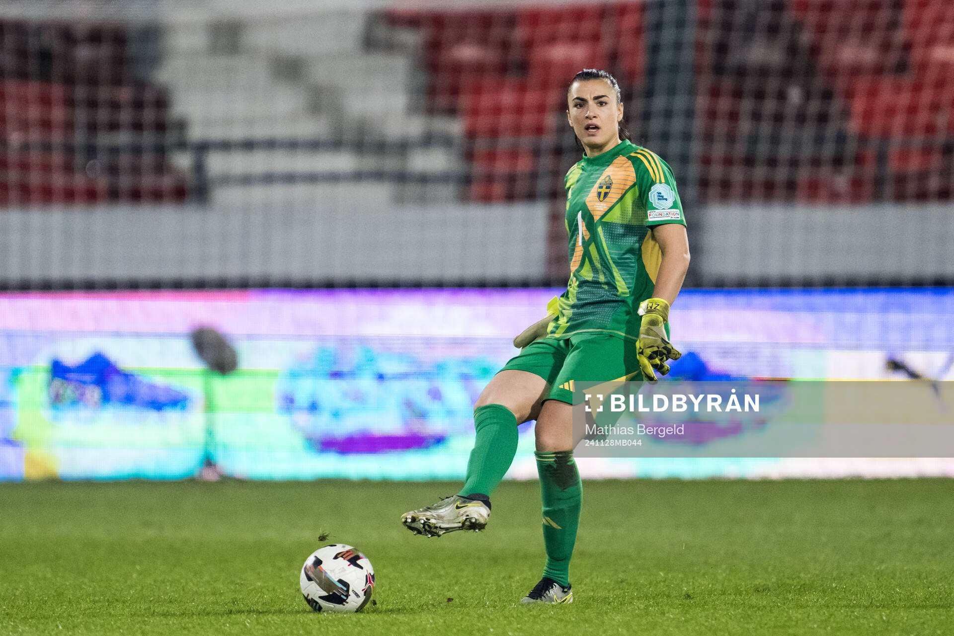 Goalkeeper Zecira Musovic of Sweden