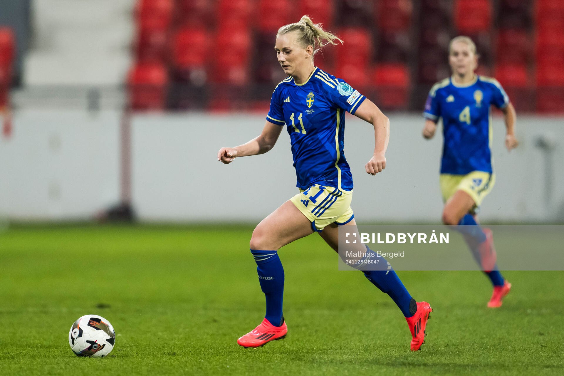Stina Blackstenius of Sweden
