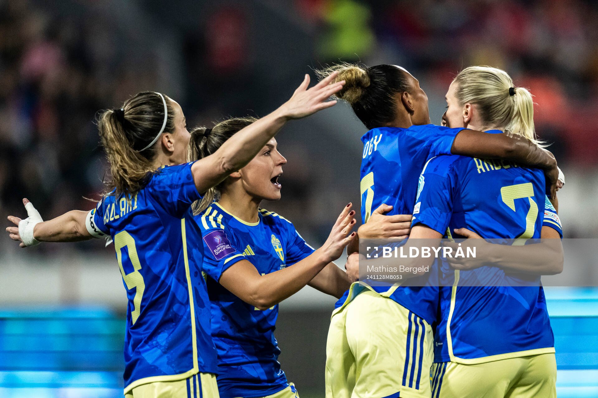 Hanna Bennison of Sweden celebrating the 1-0 goal with