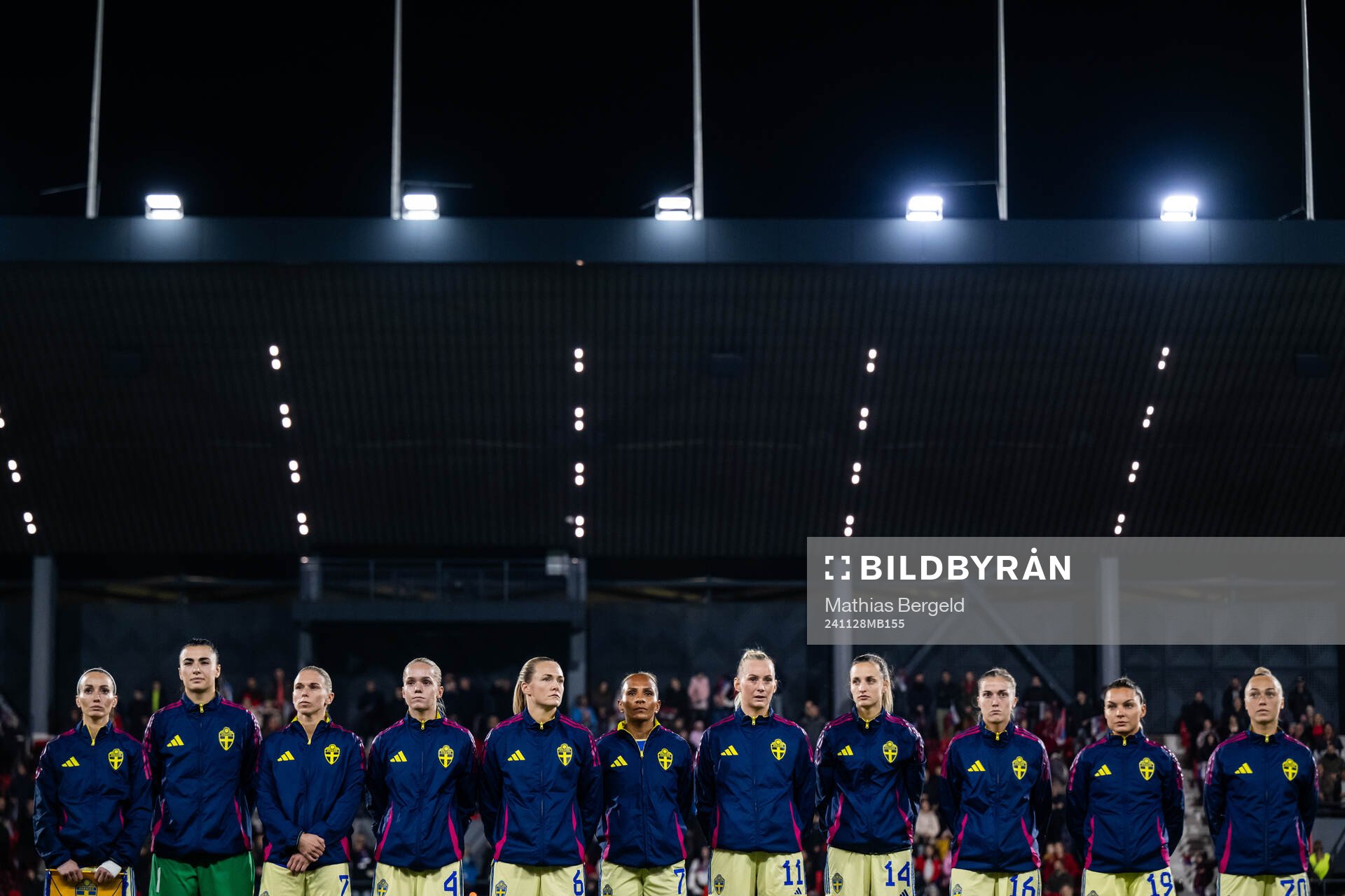 Kosovare Asllani, goalkeeper Zecira Musovic, Jonna Andersson, Hanna Lundkvist, Magdalena Eriksson, Madelen Janogy, Stina Blackstenius, Nathalie Björn, Filippa Angeldahl, Johanna Rytting Kaneryd and Hanna Bennison of Sweden during line-up ahead of the UEFA Women's Euro Qualifier second round play-off football match between Serbia and Sweden on November 28, 2024 in Leskovac.