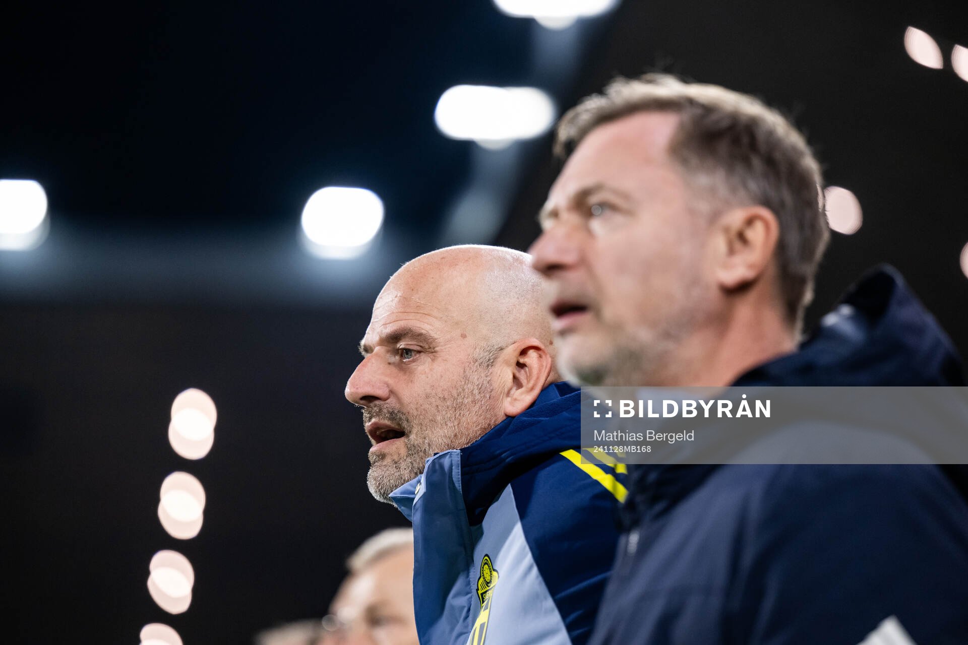 Assistant coach Magnus Wikman and head coach Peter