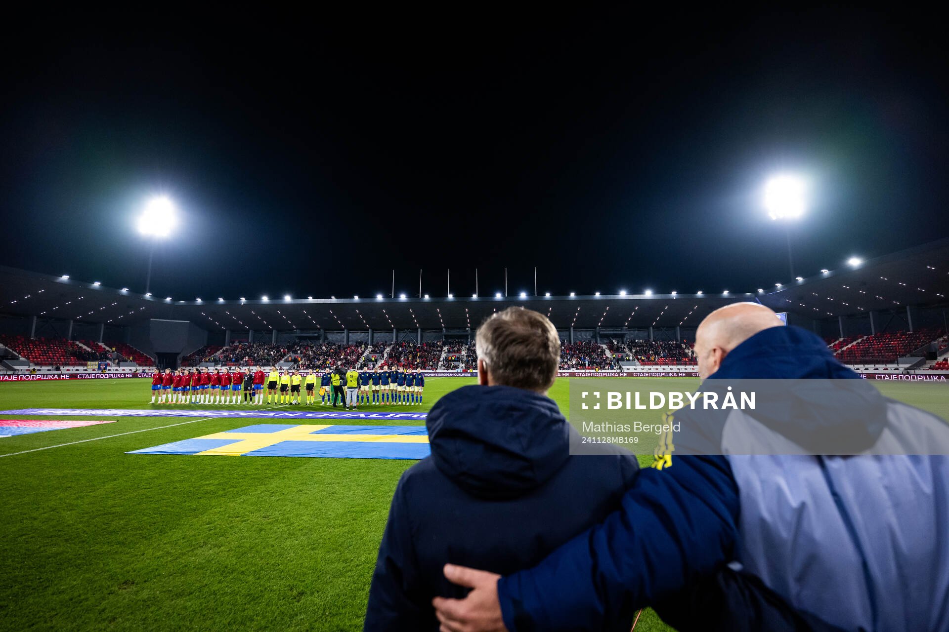 Players of Serbia and of Sweden