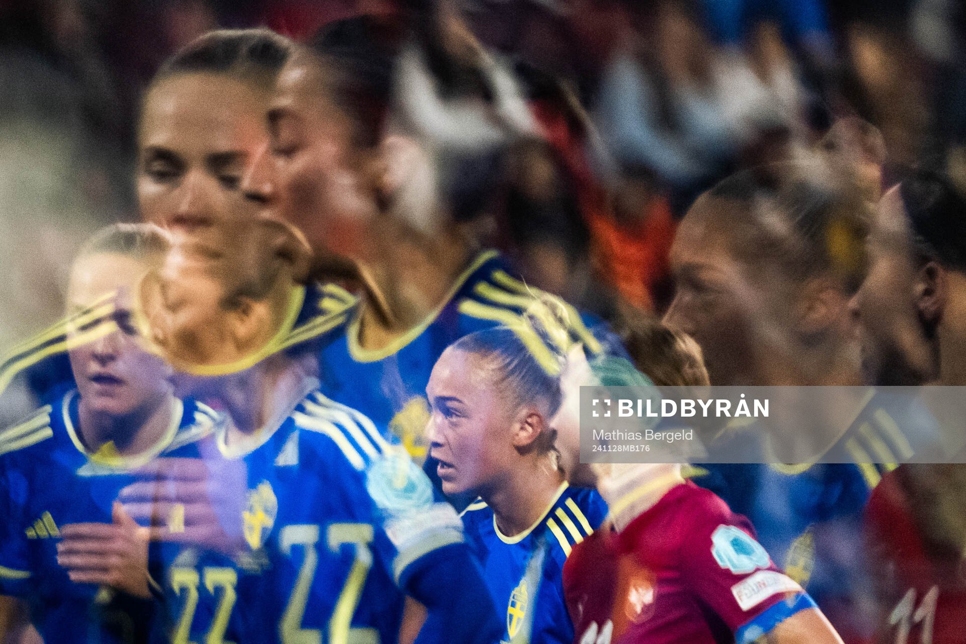 Magdalena Eriksson, Rusul Rosa Kafaji and Hanna Bennison of Sweden with Miljana Ivanovic of Serbia during the UEFA Women's Euro Qualifier second round play-off football match between Serbia and Sweden on November 28, 2024 in Leskovac. Editors note: This image was created using the built in converter in the optics.