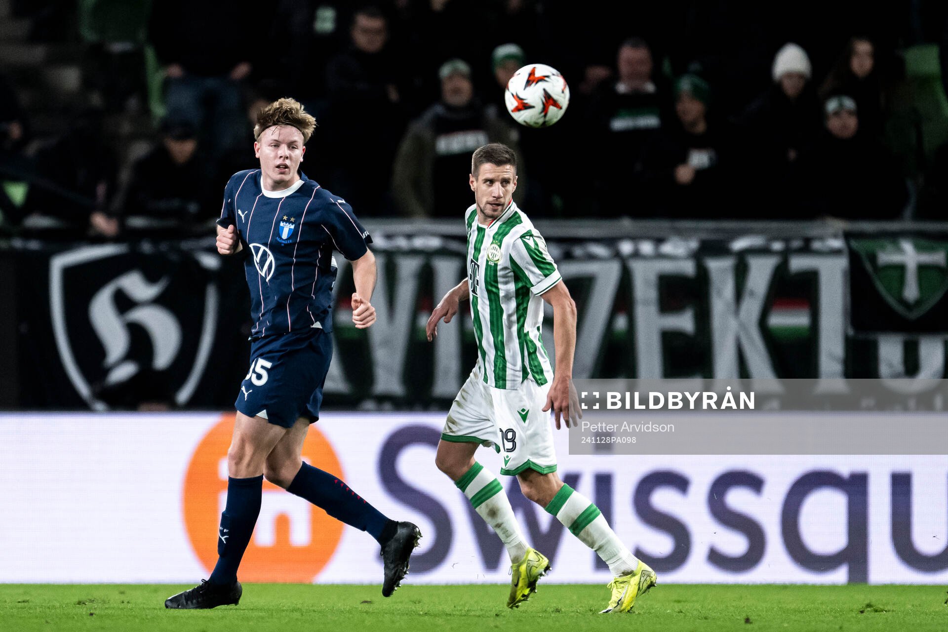 Nils Zätterström of Malmö FF and Barnabas Varga of Ferencvaros during the UEFA Europa League football match between Ferencvaros and Malmö FF on November 28, 2024 in Budapest.
