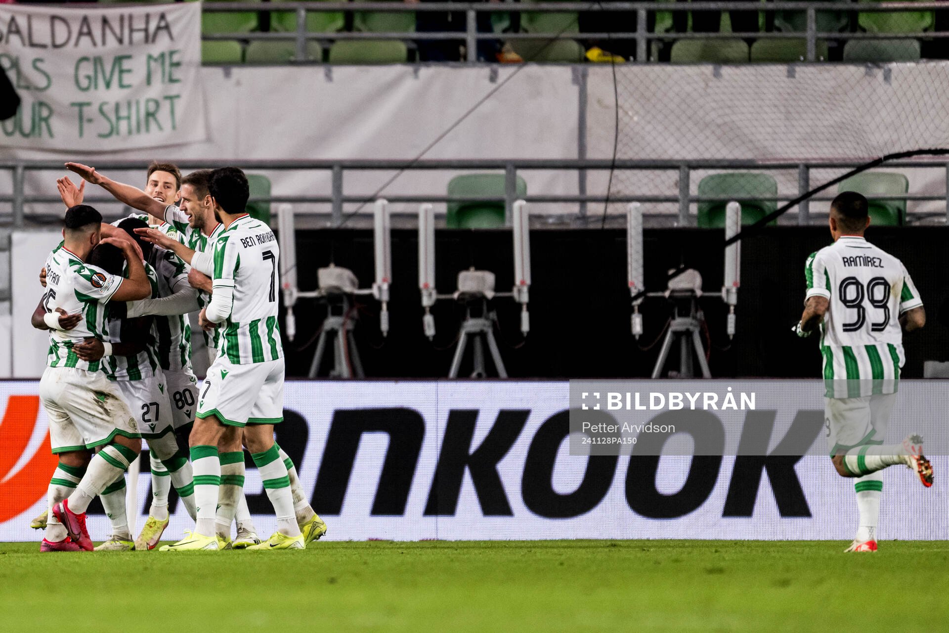 Ibrahim Cisse of Ferencvaros celebrates the 4-1 goal