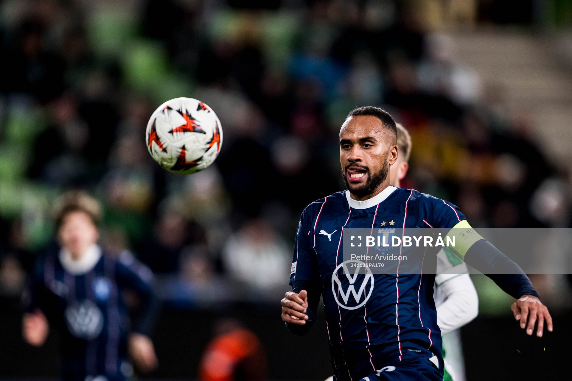 Isaac Kiese Thelin of Malmö FF during the UEFA Europa League football match between Ferencvaros and Malmö FF on November 28, 2024 in Budapest.