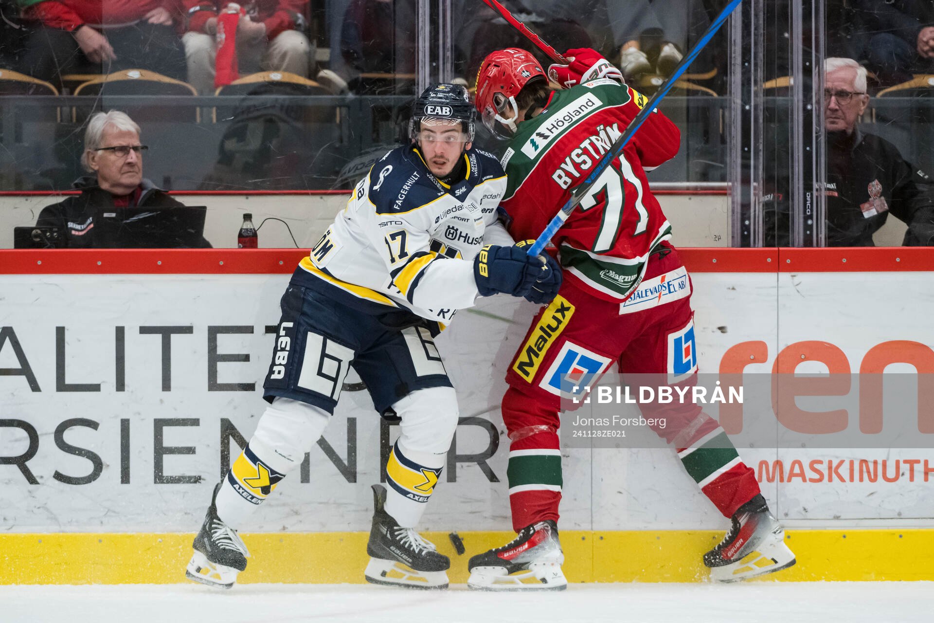 HV71s Isac Brännström och Ludwig Byström