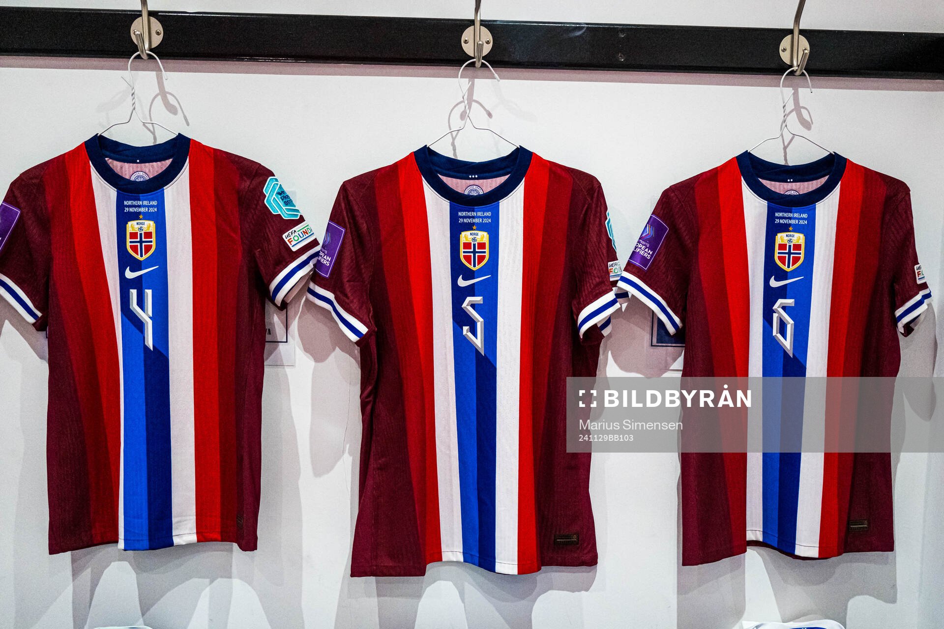 The shirt of Tuva Hansen, Guro Bergsvand and Maren Mjelde