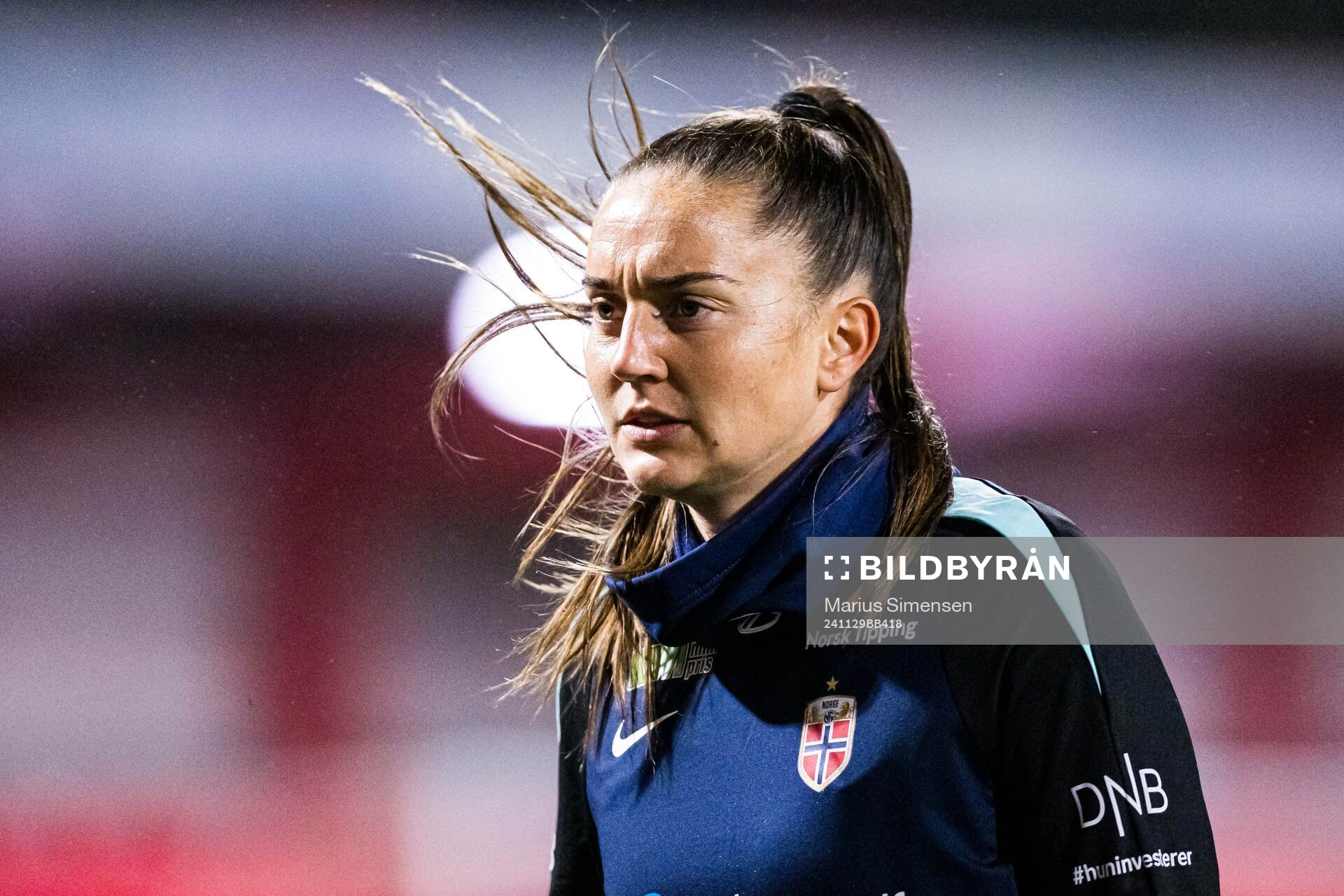 Vilde Bøe Risa of Norway warms up