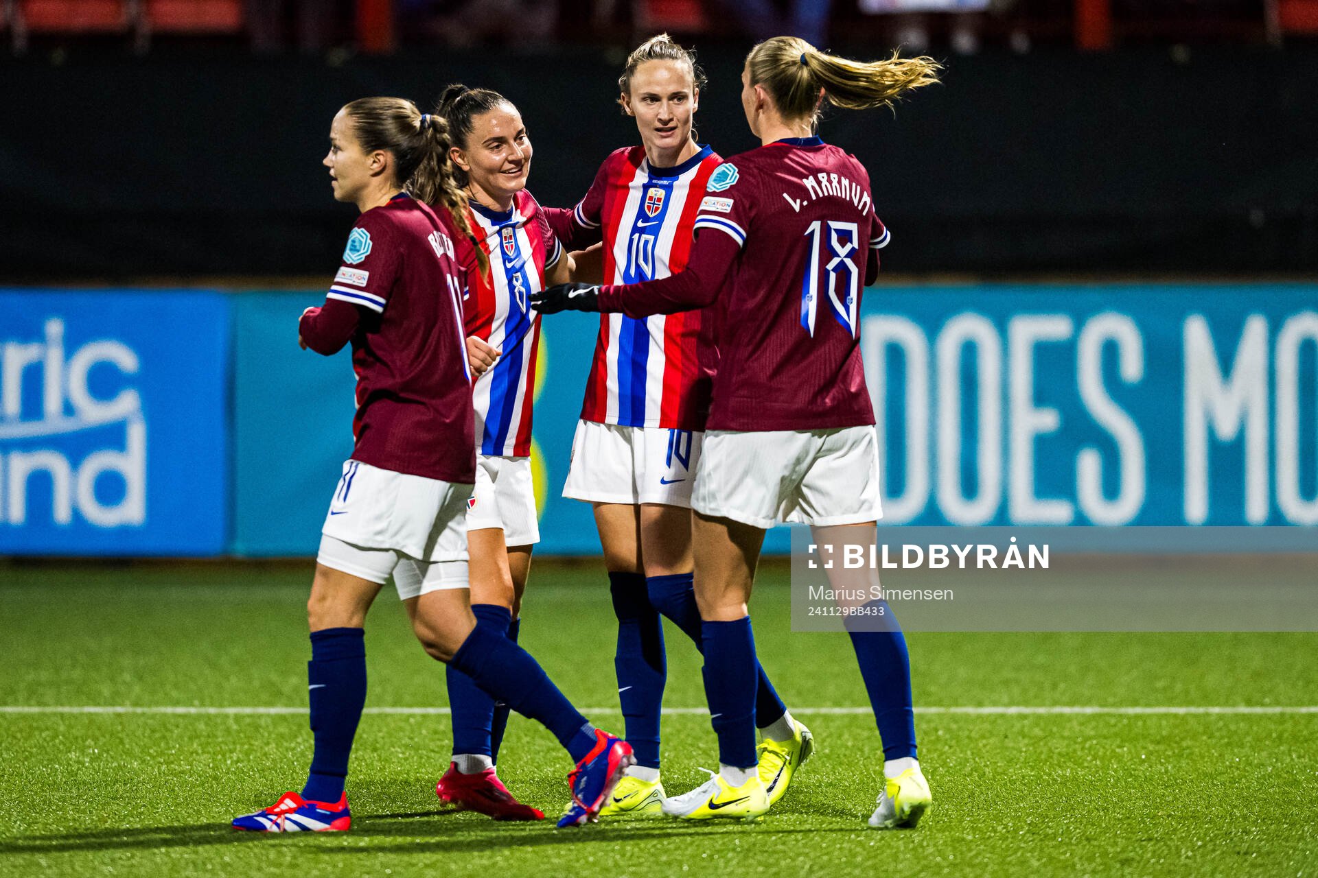 Caroline Graham Hansen of Norway celebrates