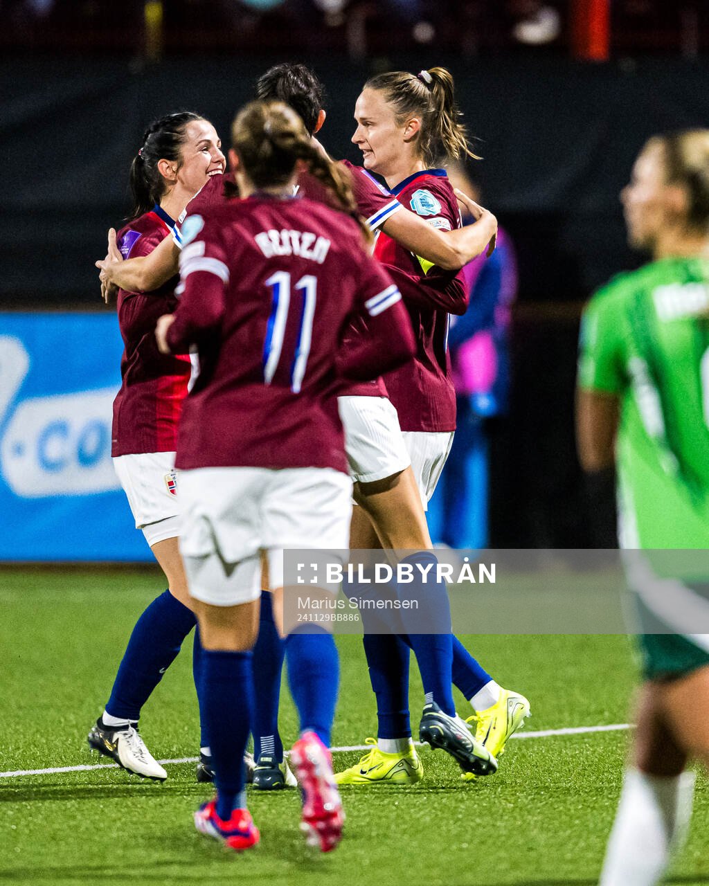 Caroline Graham Hansen of Norway celebrates