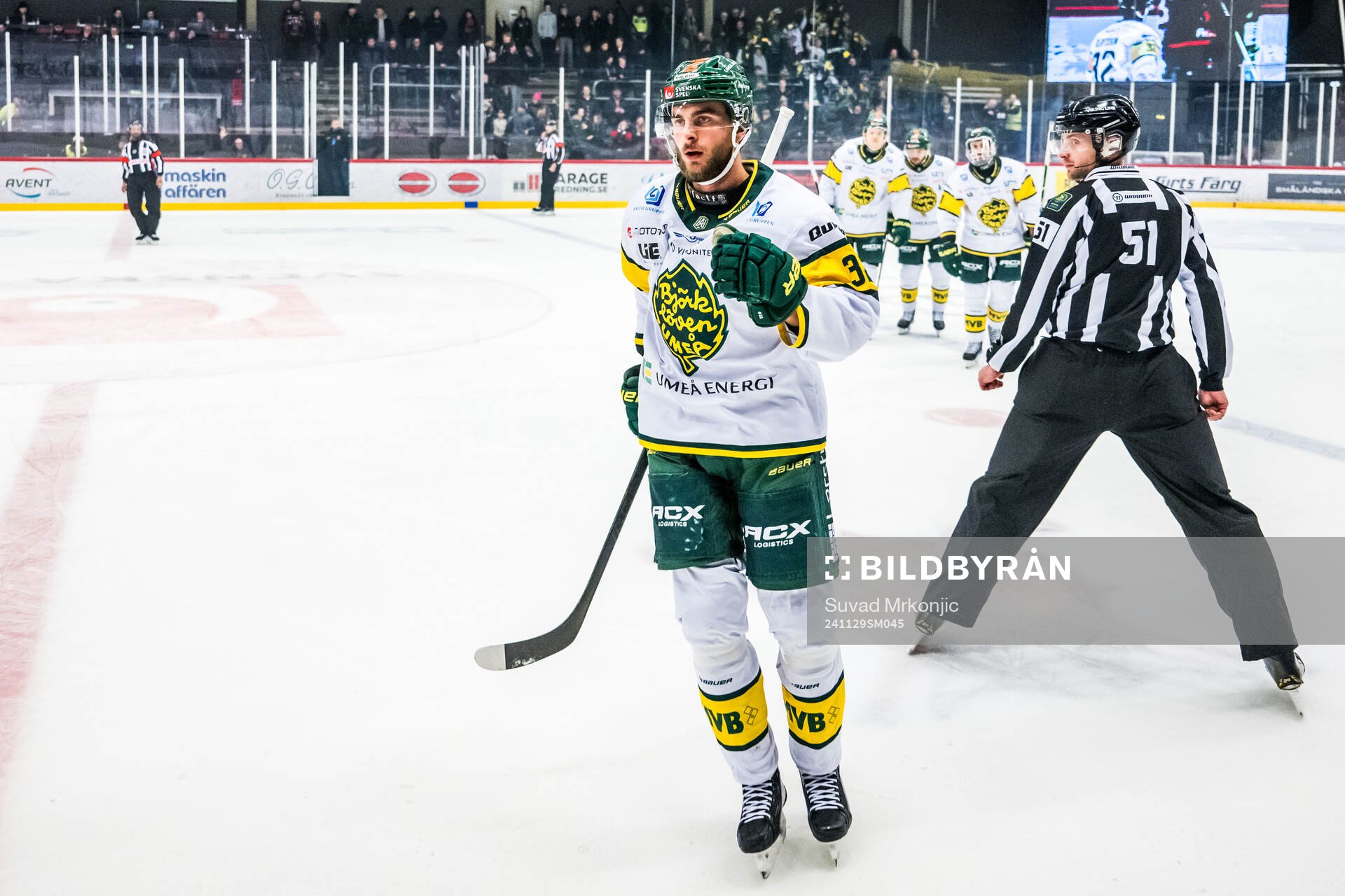 Björklövens Jacob Olofsson jublar