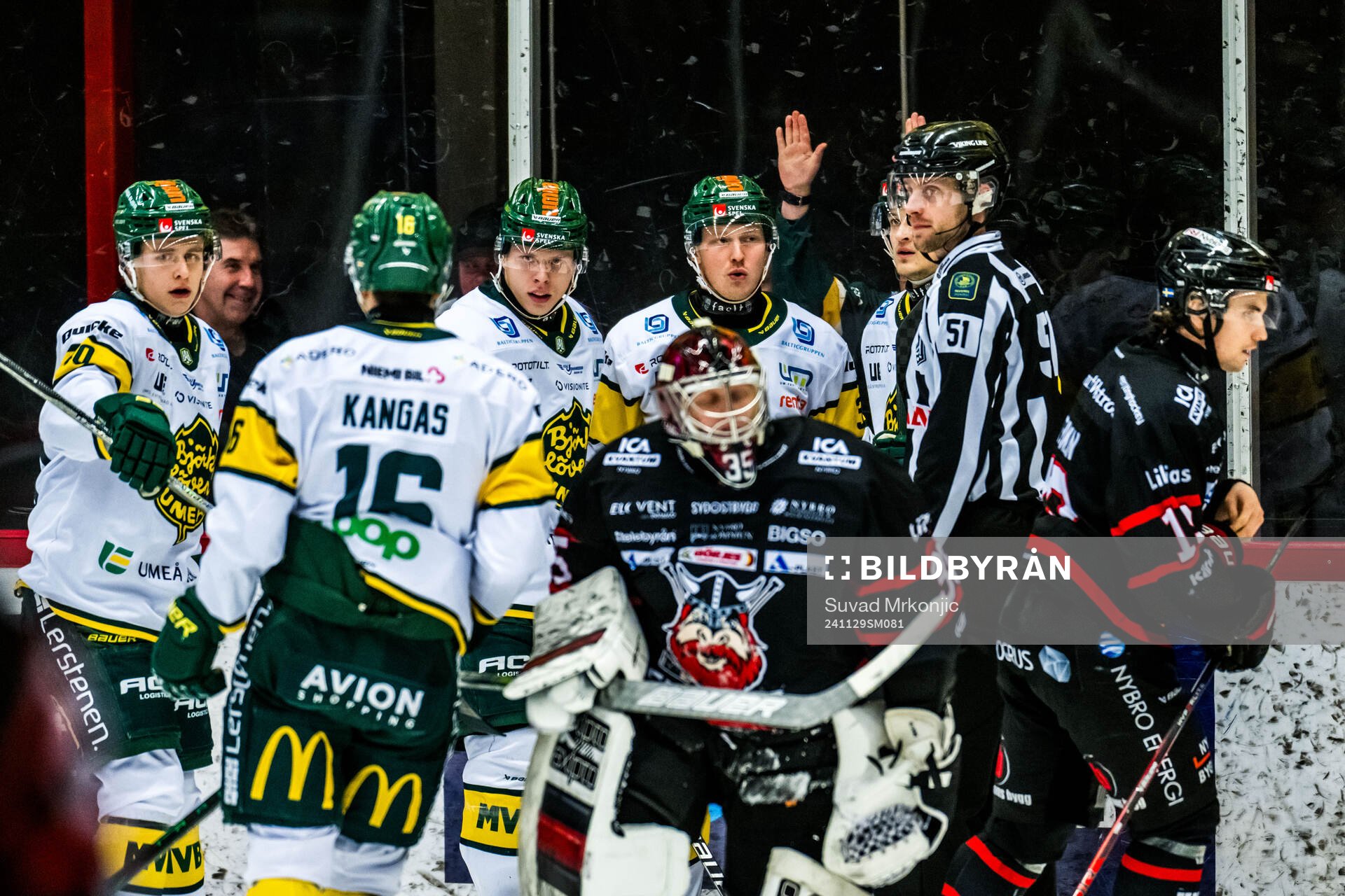 Björklövens Erik Andersson jublar