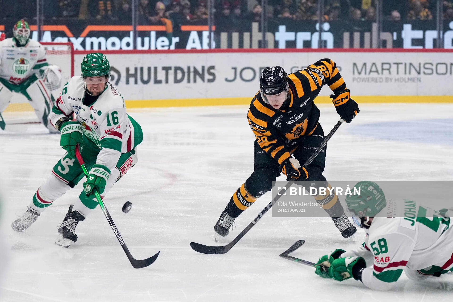 Rögles Lukas Ekeståhl-Jonsson och Skellefteås Michael