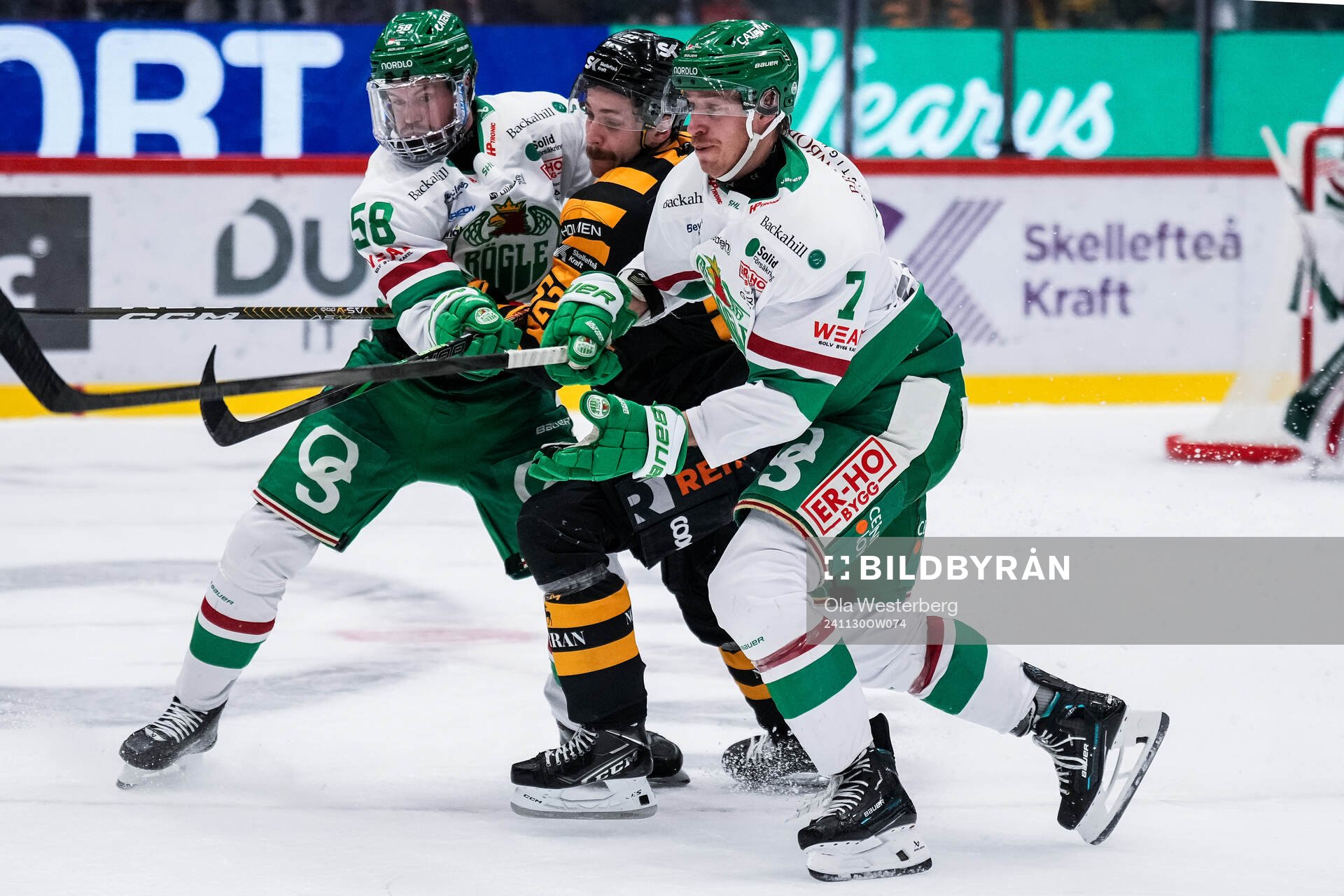 Skellefteås Arvid Lundberg mot Rögles Filip Johansson och