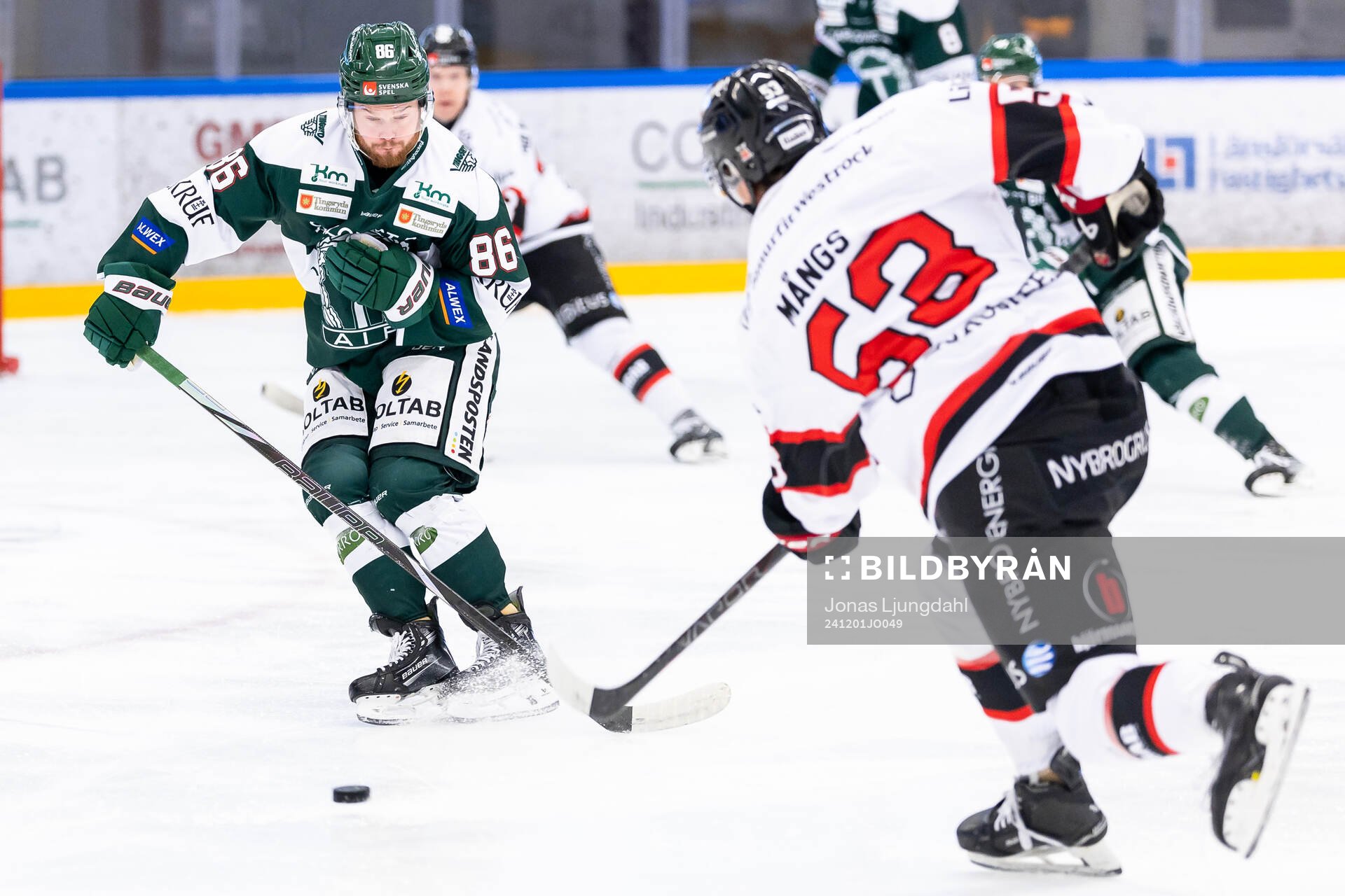 Tingsryds Jesper Sellin täcker skott