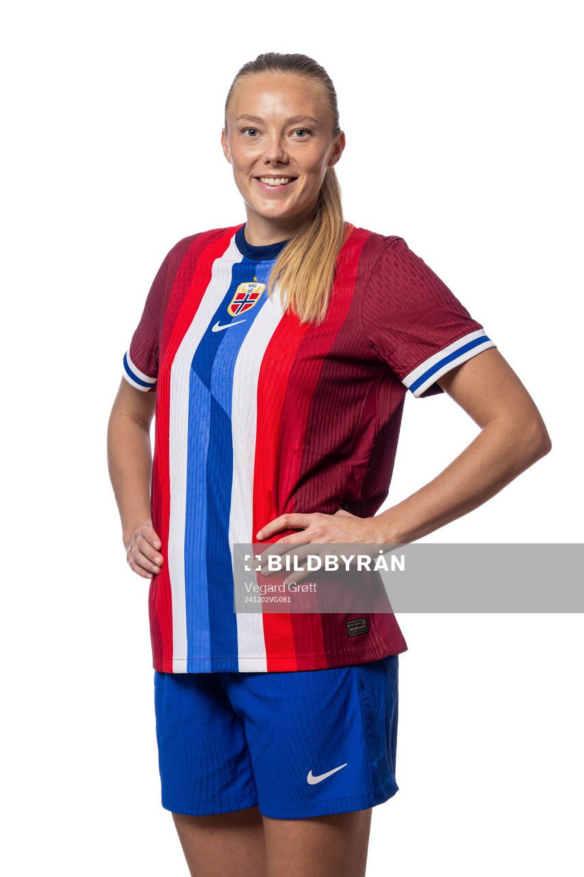 Synne Sofie Kinden Jensen of the Norwegian women's national football team poses for a portrait on December 2, 2024 in Oslo. 