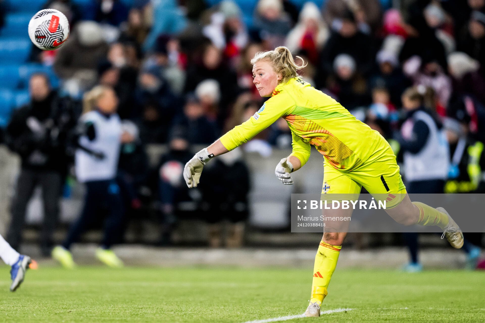 Goalkeeper Jacqueline Burns of Northern Ireland