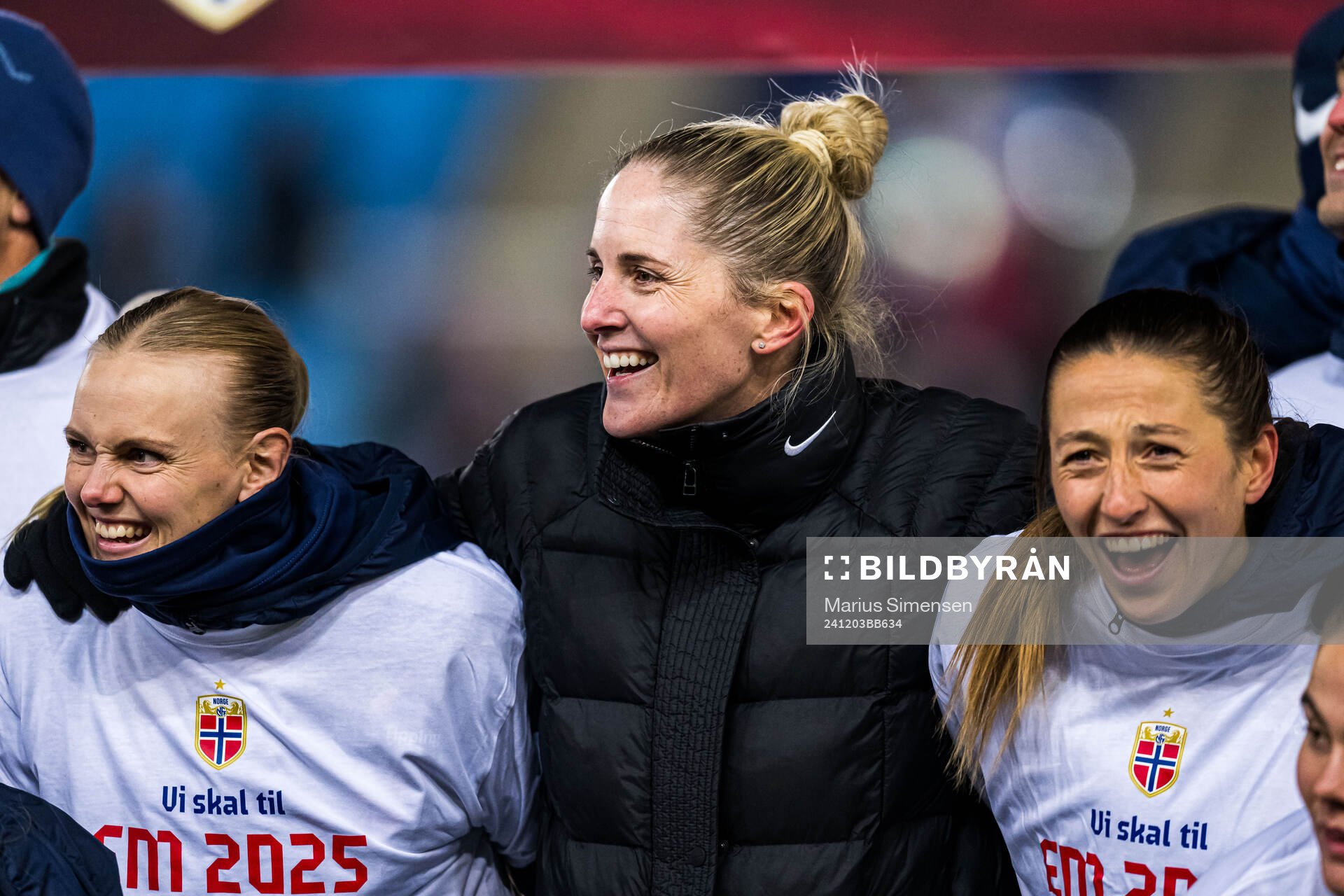 Karina Sævik, Gemma Grainger, head coach of Norway, and