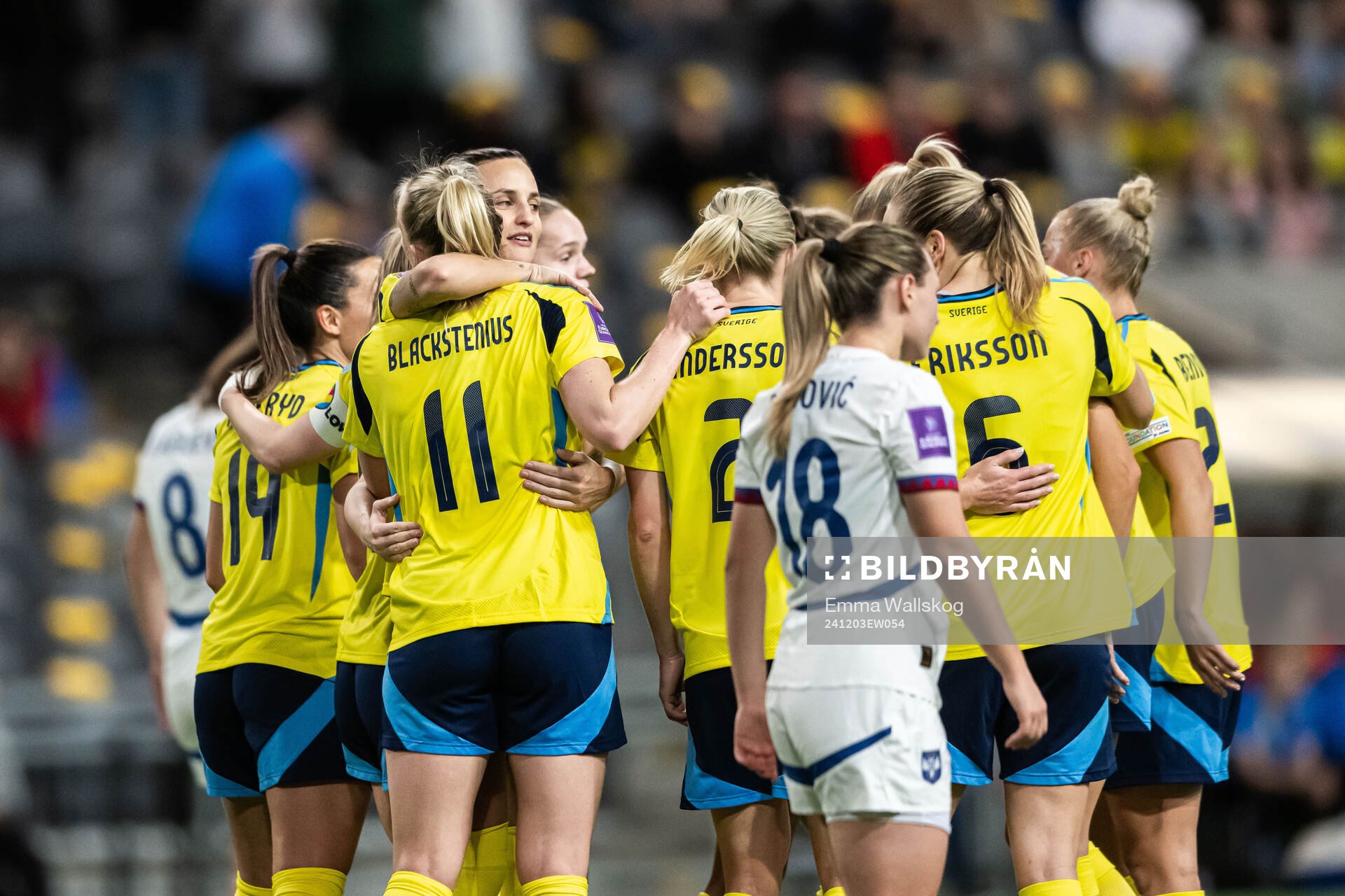 Stina Blackstenius of Sweden celebrates with Nathalie Björn