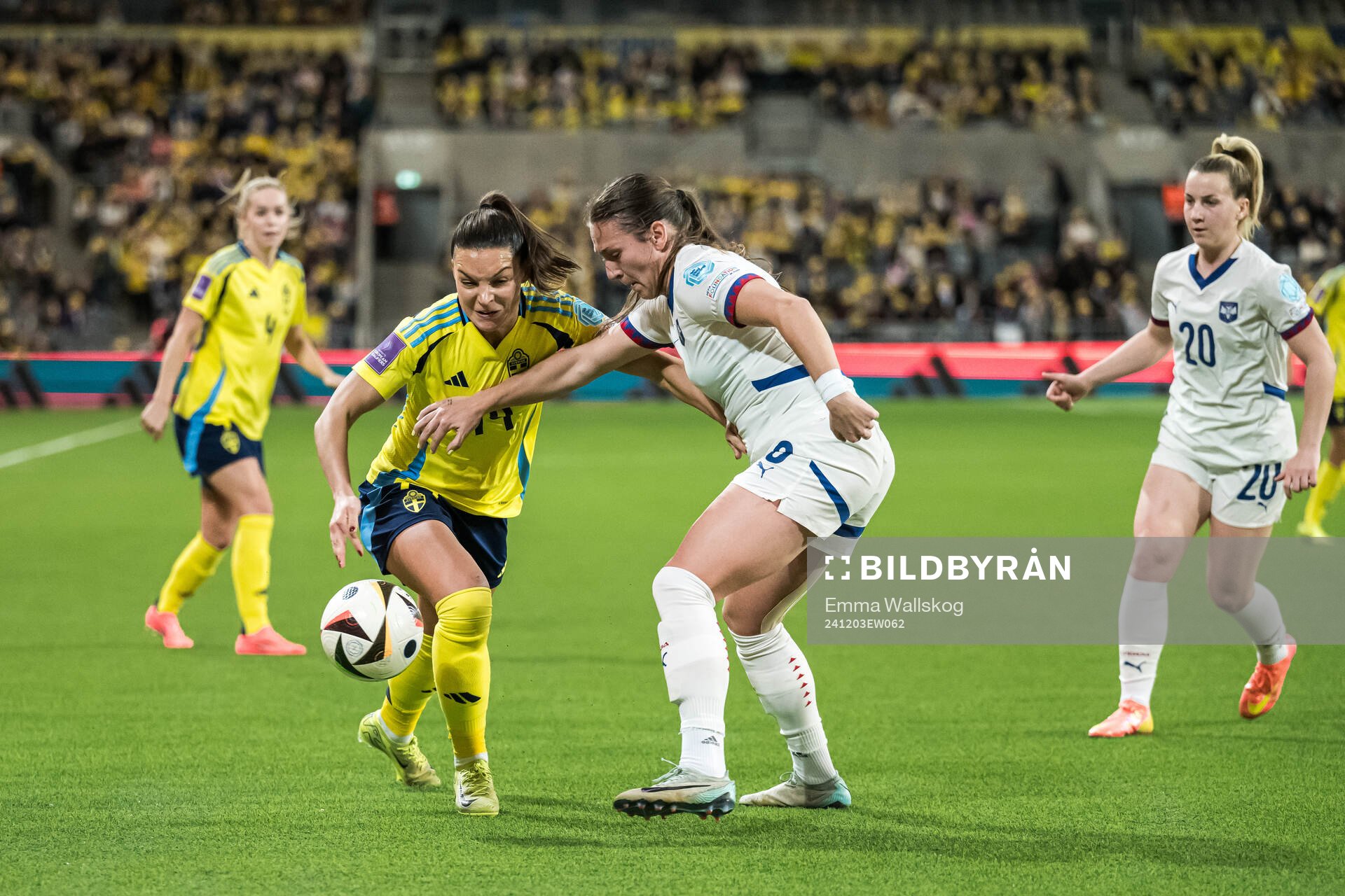 Johanna Rytting Kaneryd of Sweden and Andjela Frajtovic of