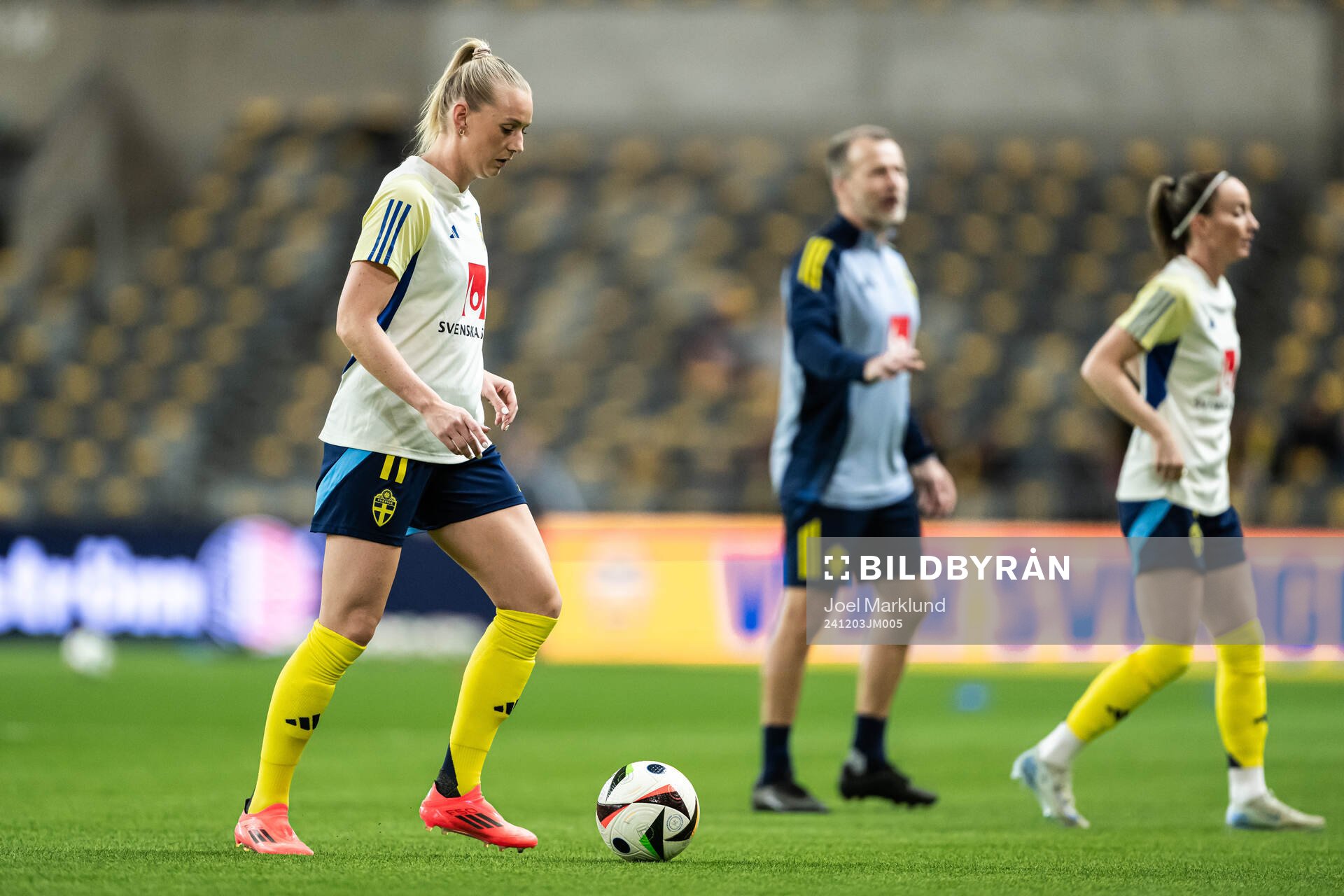 Stina Blackstenius of Sweden