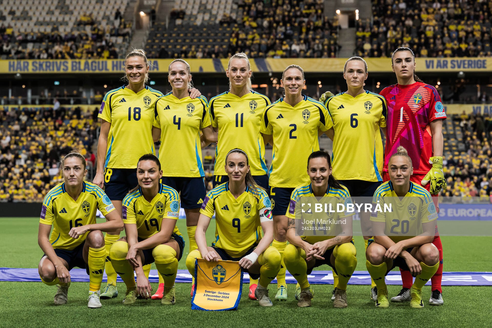 The starting eleven of Sweden pose for a team photo