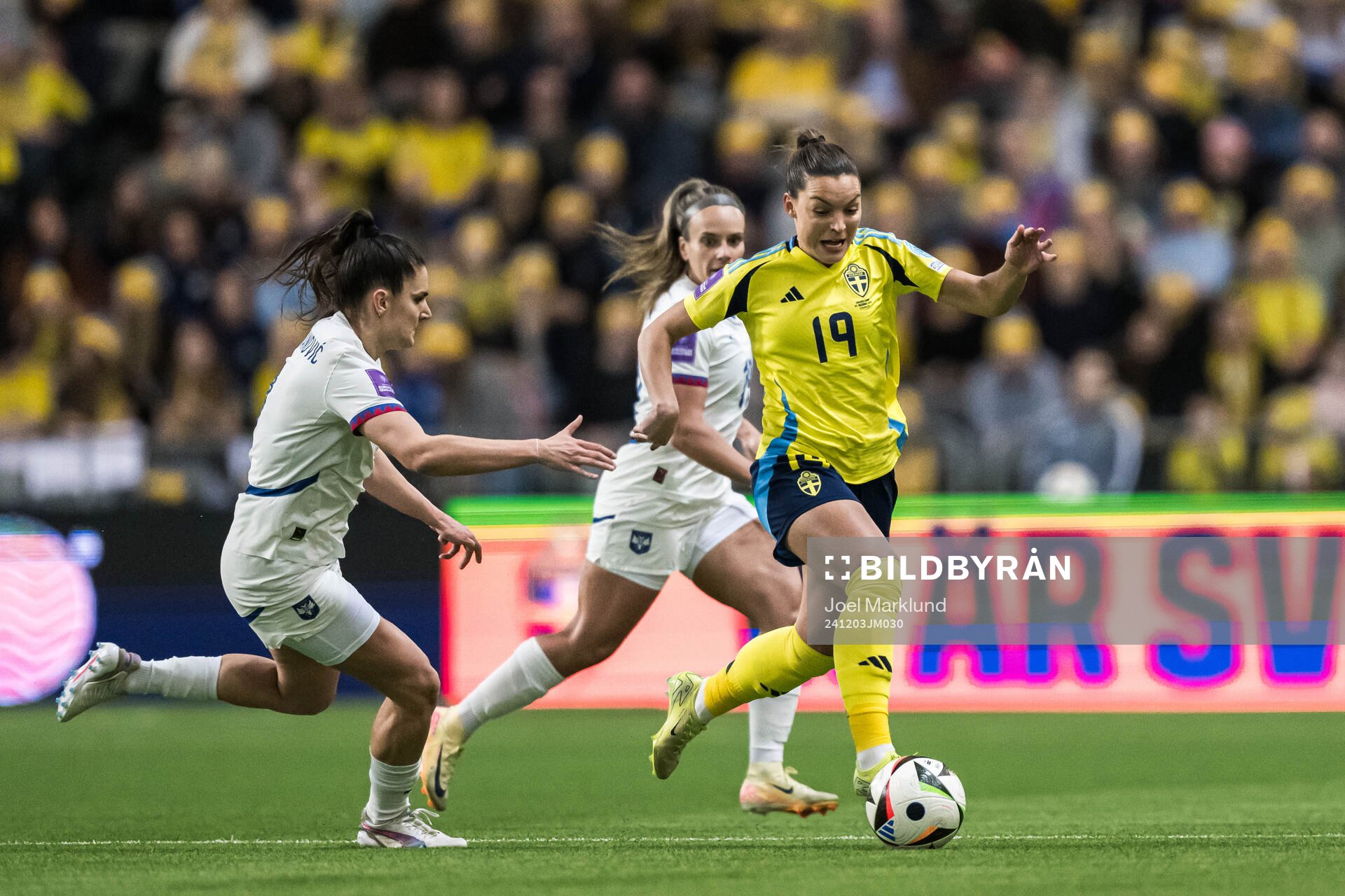 Jovana Damnjanovic of Serbia and Johanna Rytting Kaneryd of