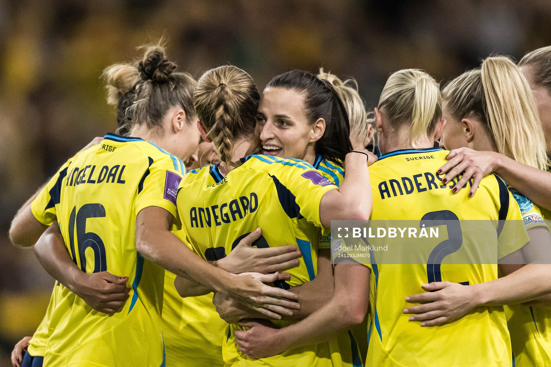 Anna Anvegård and Nathalie Björn of Sweden celebrate