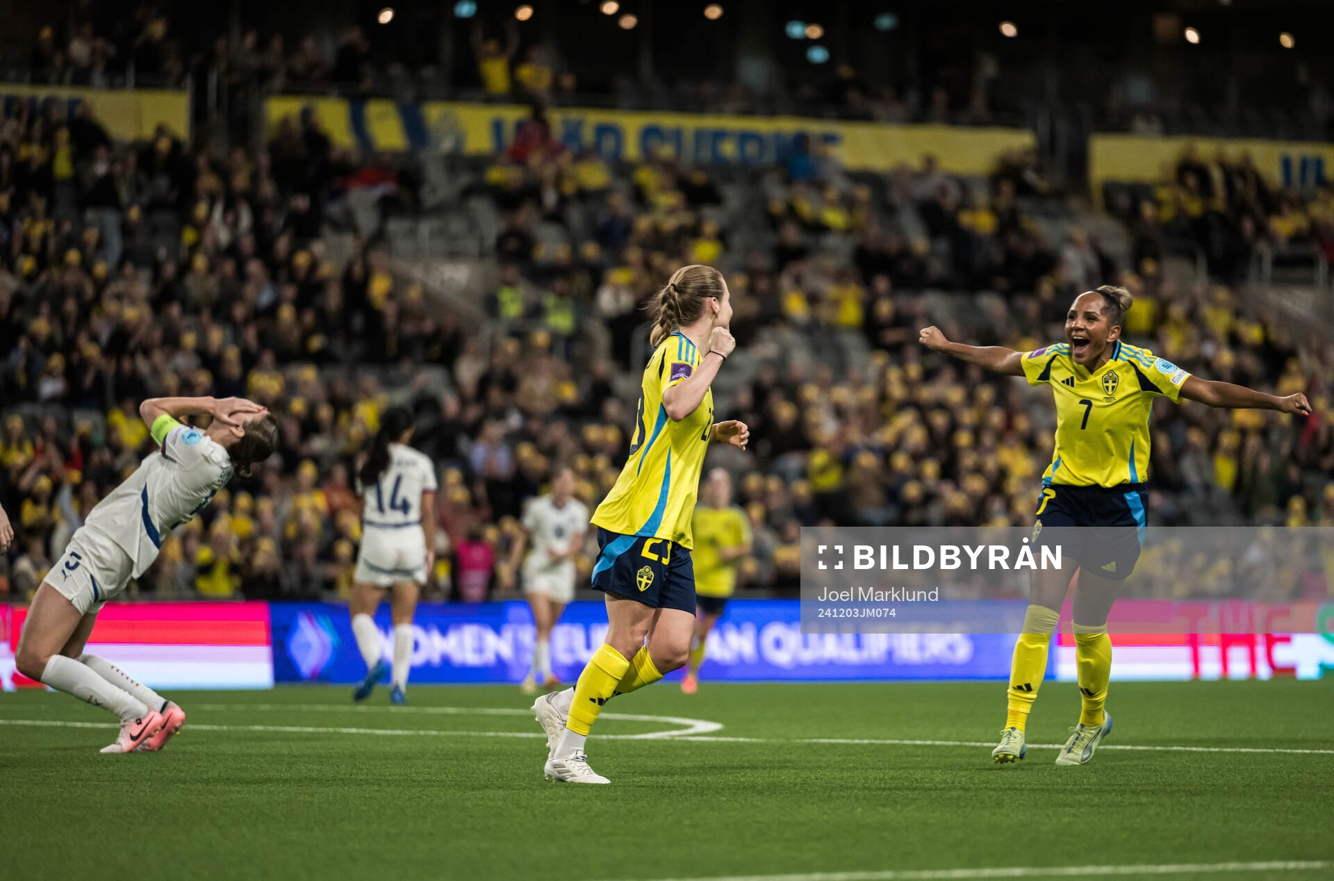 Anna Anvegård and Madelen Janogy of Sweden celebrating the