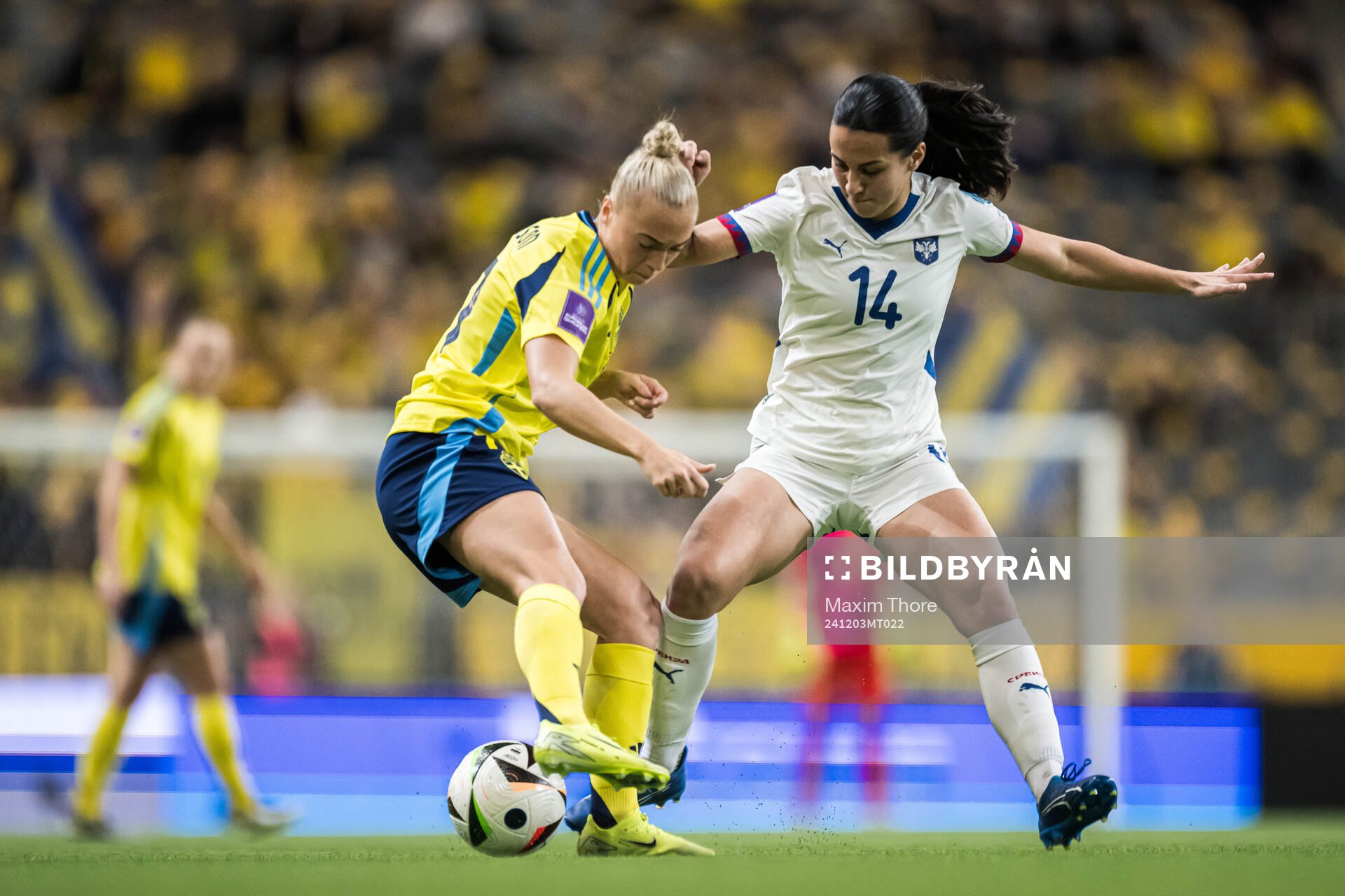 Hanna Bennison of Sweden and Vesna Milivojevic of Serbia