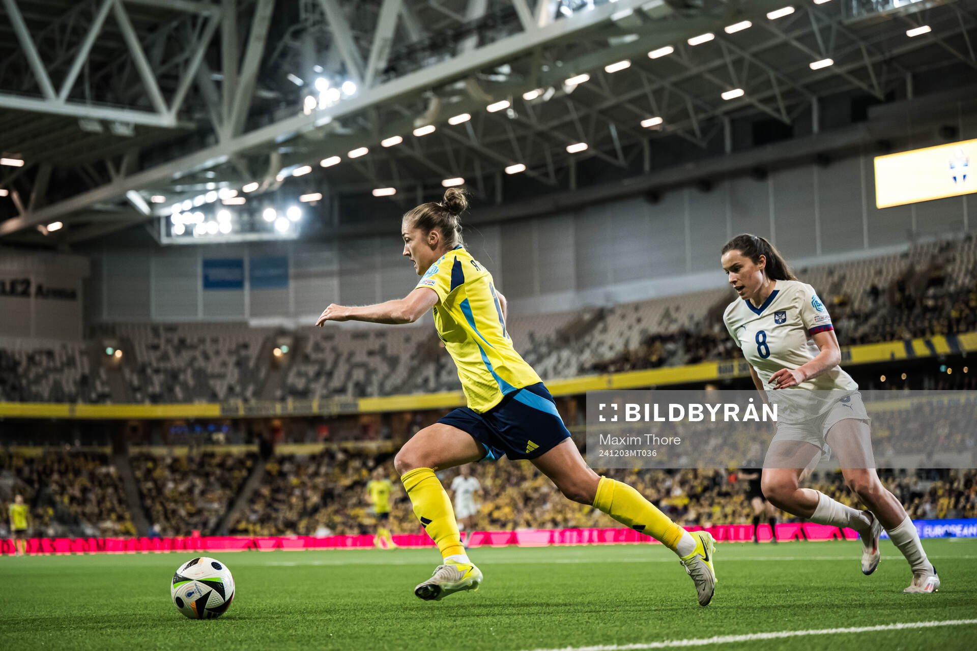 Filippa Angeldahl of Sweden and Dina Blagojevic of Serbia
