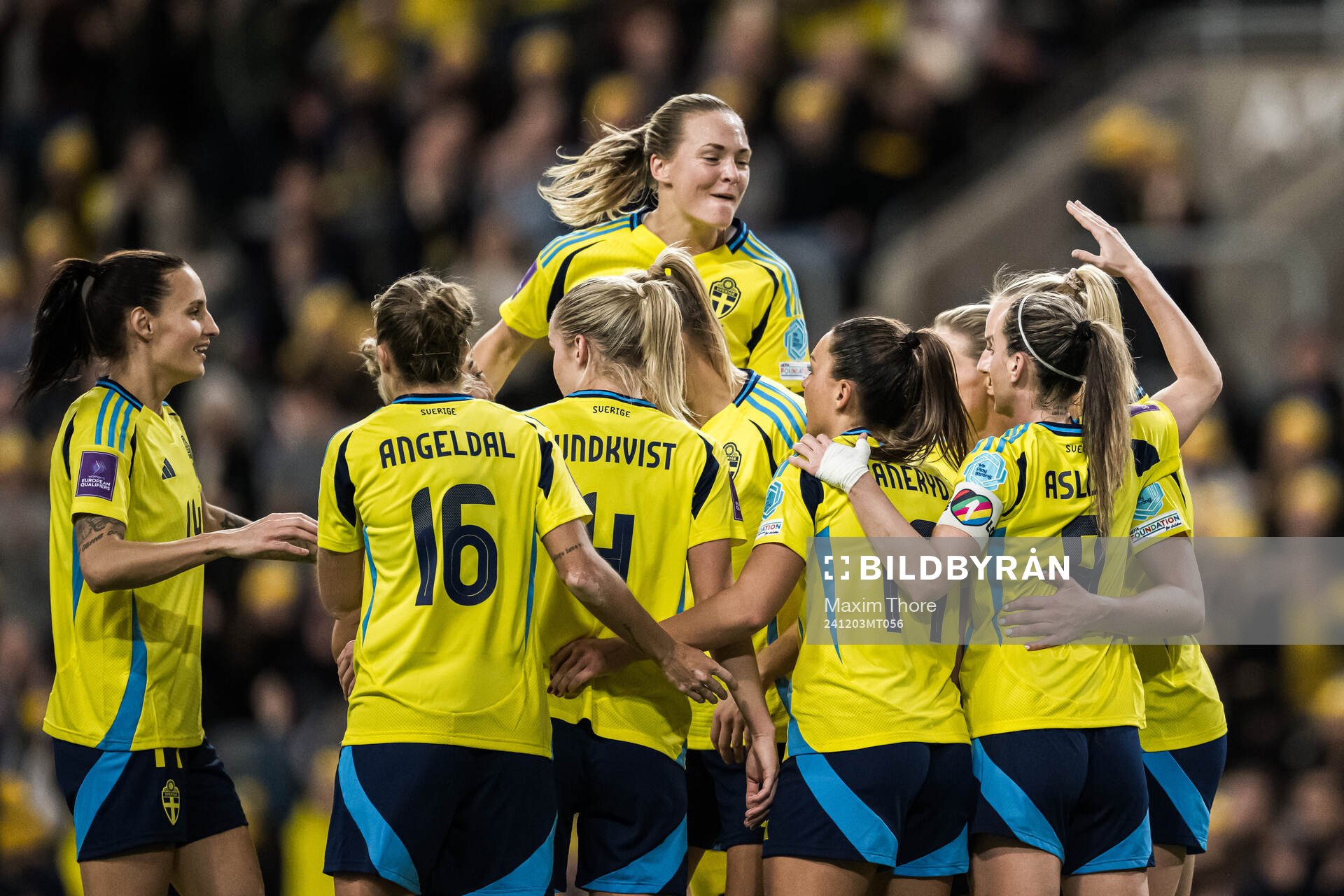 Stina Blackstenius and Magdalena Eriksson of Sweden