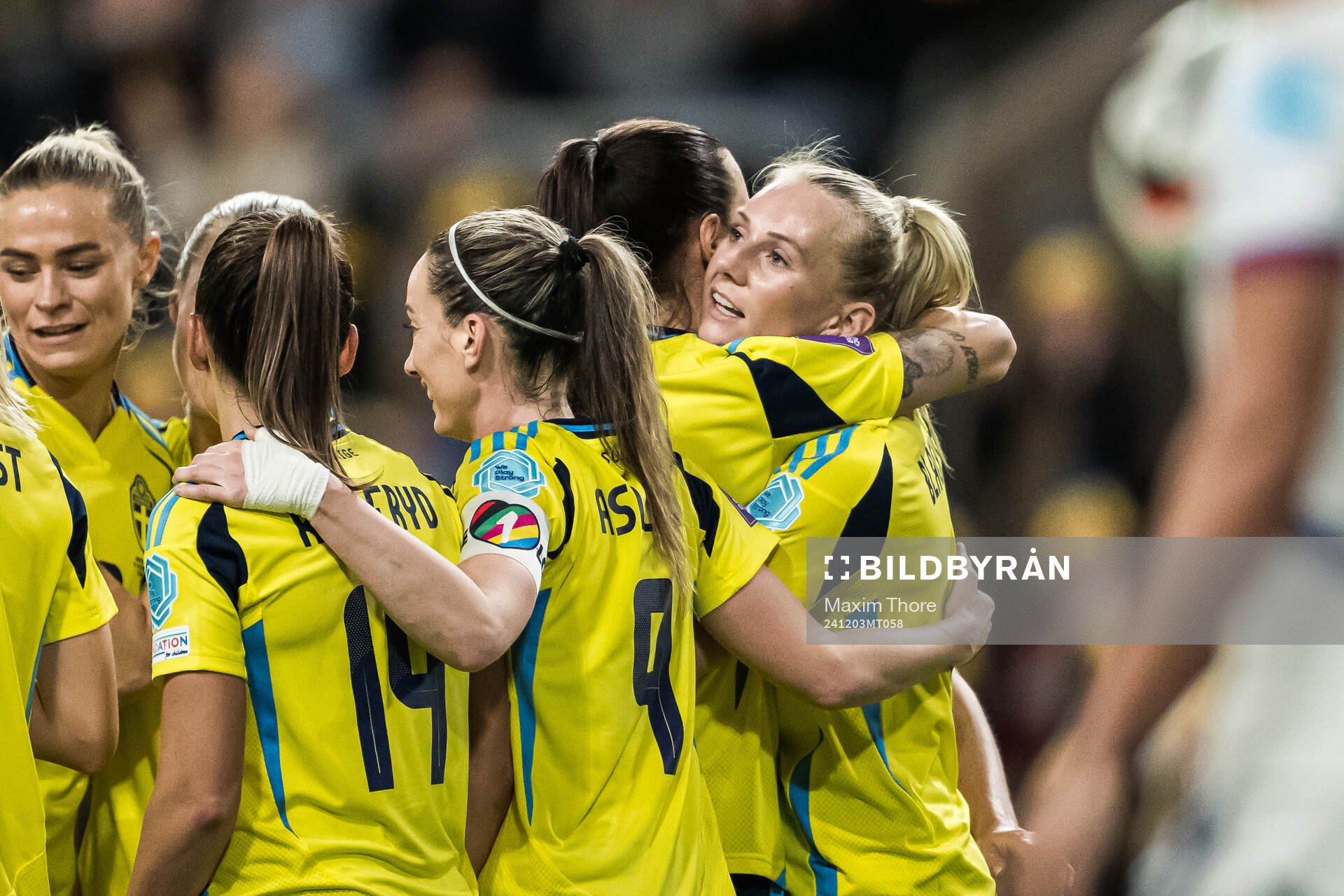 Stina Blackstenius of Sweden celebrating the 4-0 goal