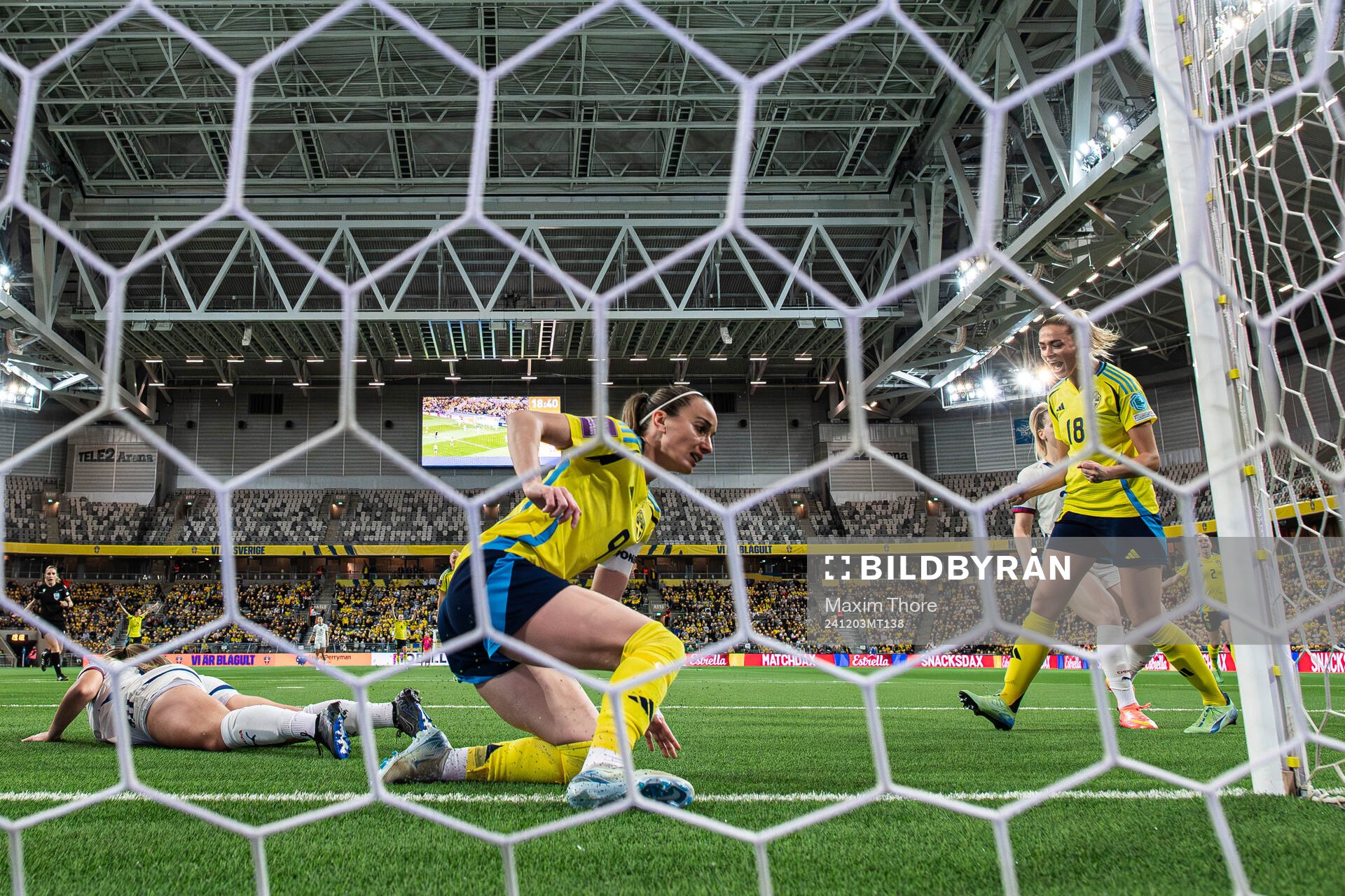 Kosovare Asllani and Fridolina Rolfö of Sweden celebrate