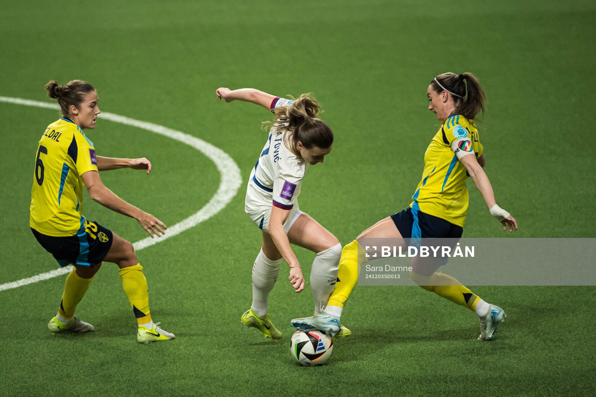Filippa Angeldahl of Sweden, Milica Mijatovic of Serbia and