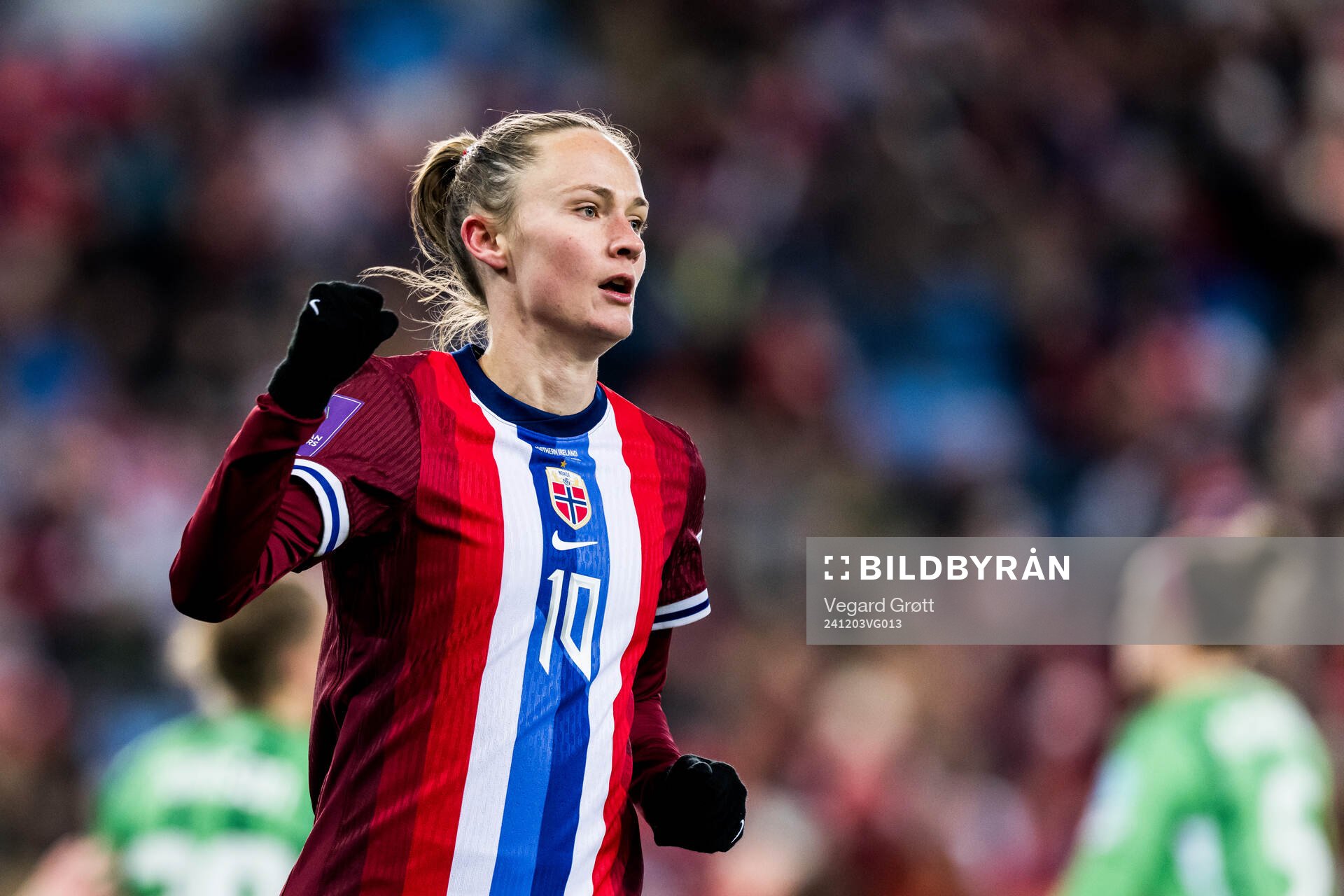 Caroline Graham Hansen of Norway celebrates scoring the 1-0