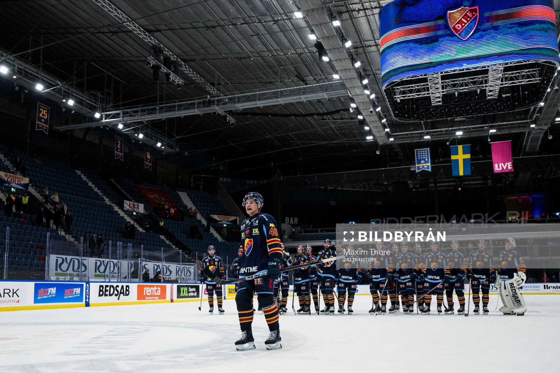 Djurgårdens Arvid Costmar jublar