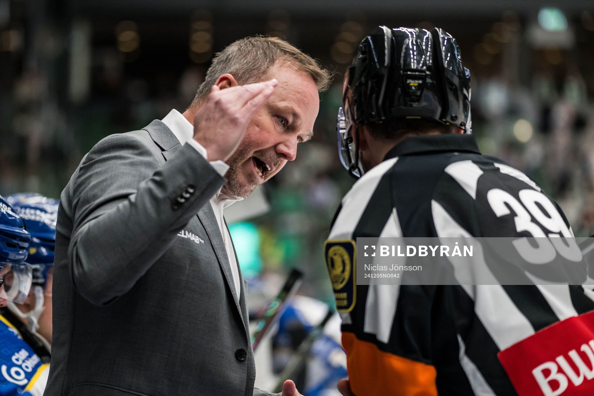 Leksands assisterande tränare Mikael Karlberg och Domare