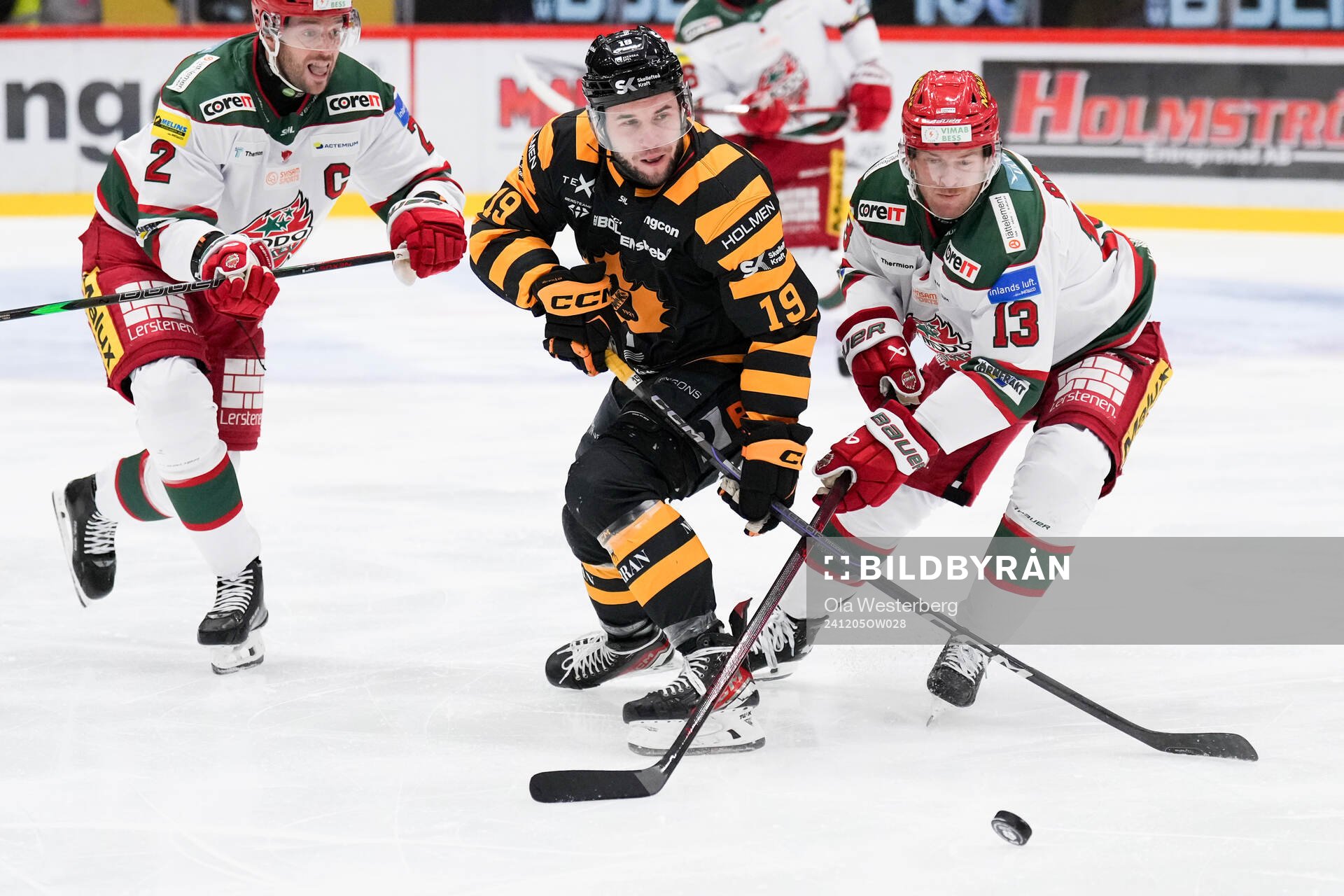 Skellefteås Martins Dzierkals mot Modos David Rundblad och