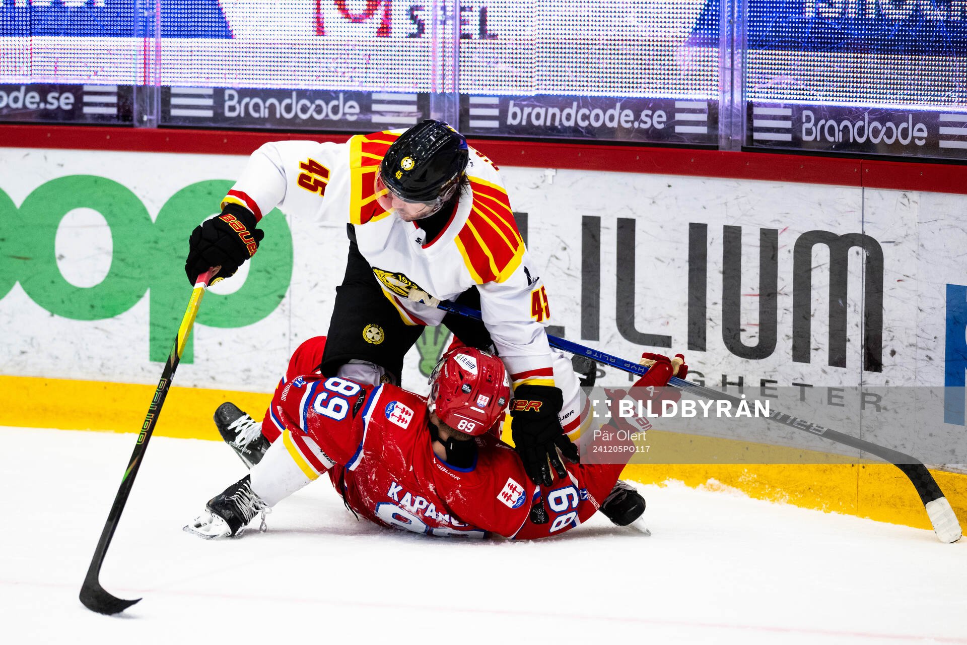 Brynäs Charles-Édouard D'astous och Timrås Oliver Kapanen