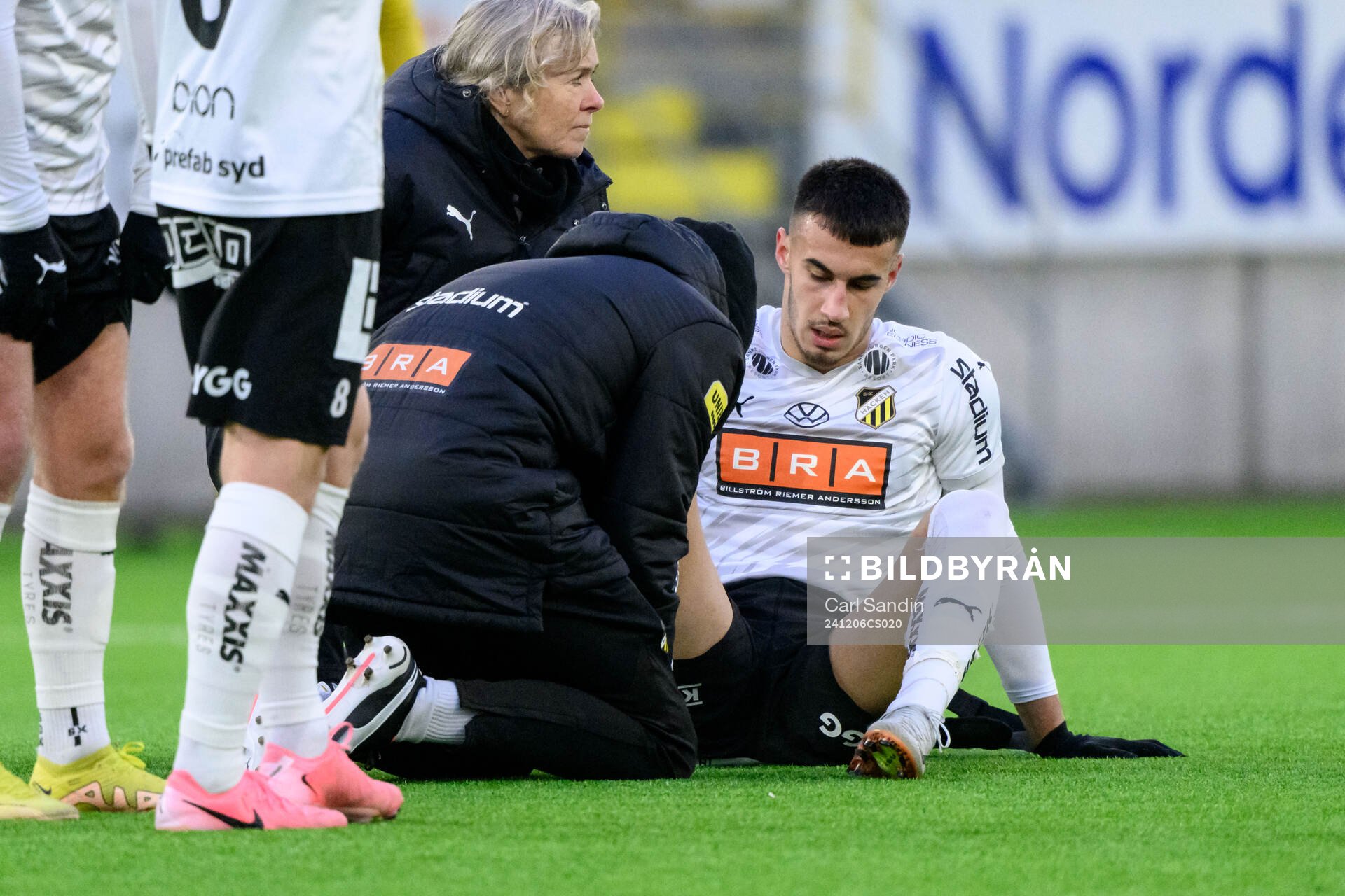 Häckens Srdjan Hrstic undersöks