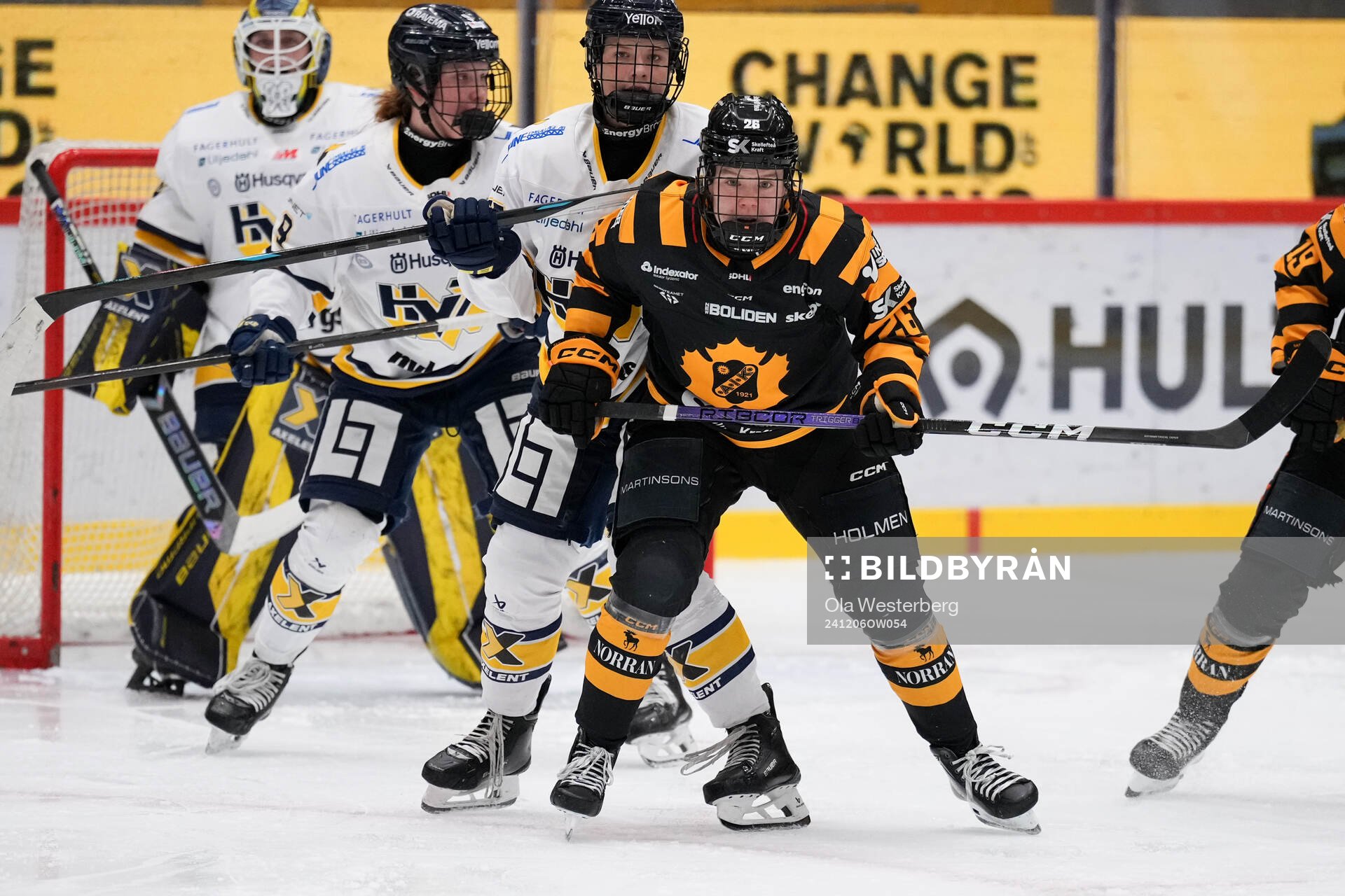 HV71s Alva Johansson och Skellefteås Ida Kuoppala