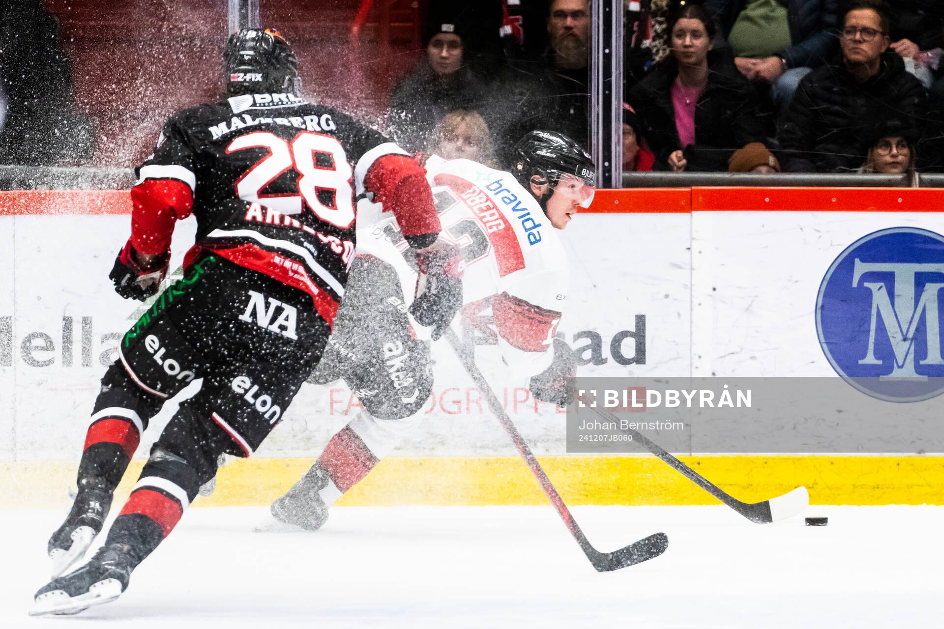 Örebros Linus Arnesson och Malmö Redhawks Linus Öberg